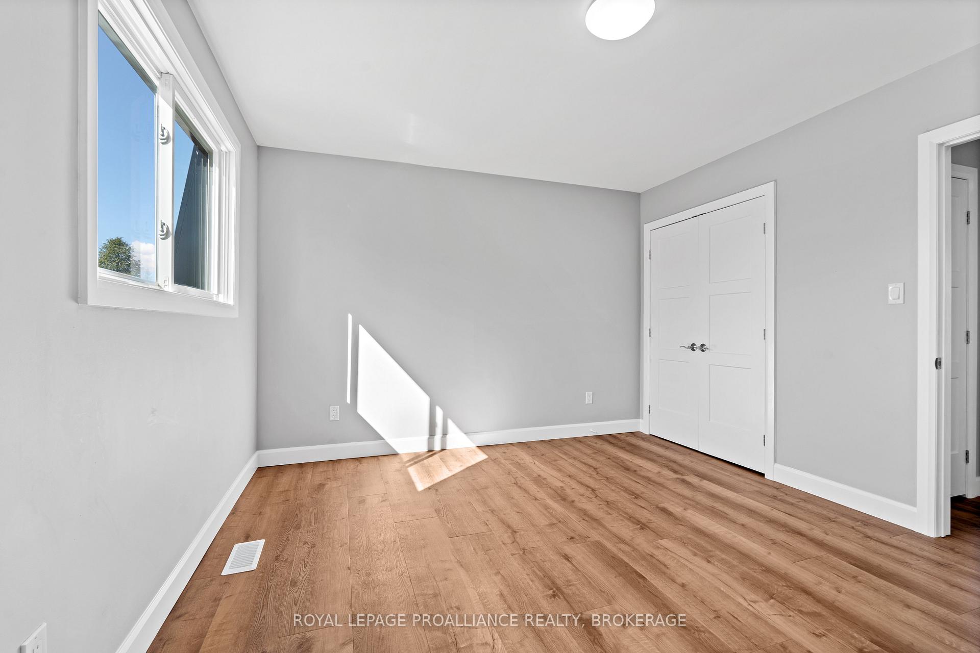 Photo 21 of 47 Inverness Crescent, Kingston, West of Sir John A. Blvd — HOMEH