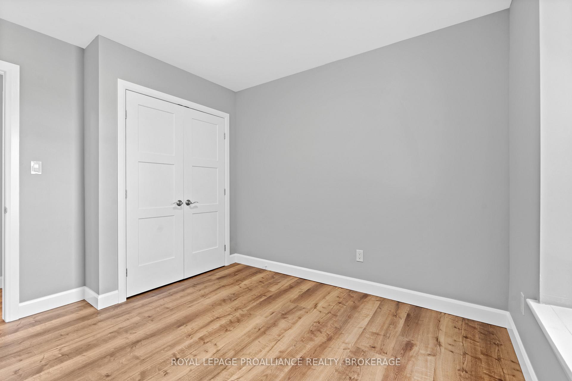 Photo 25 of 47 Inverness Crescent, Kingston, West of Sir John A. Blvd — HOMEH