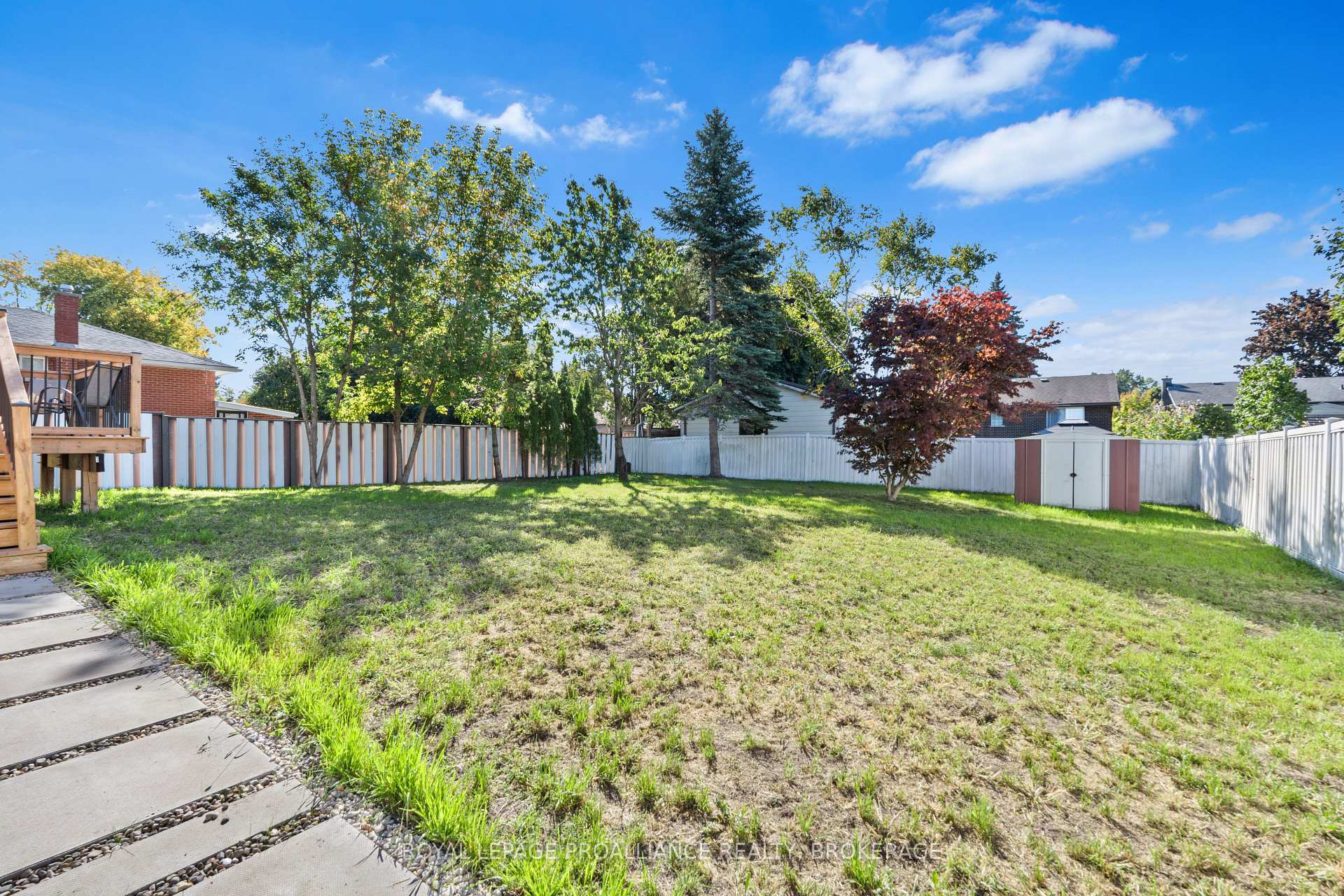 Photo 36 of 47 Inverness Crescent, Kingston, West of Sir John A. Blvd — HOMEH