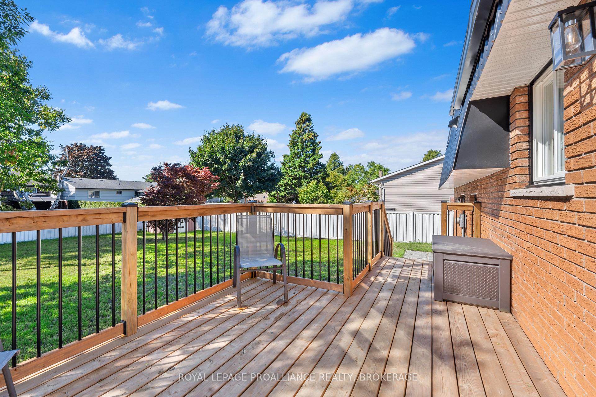 Photo 42 of 47 Inverness Crescent, Kingston, West of Sir John A. Blvd — HOMEH