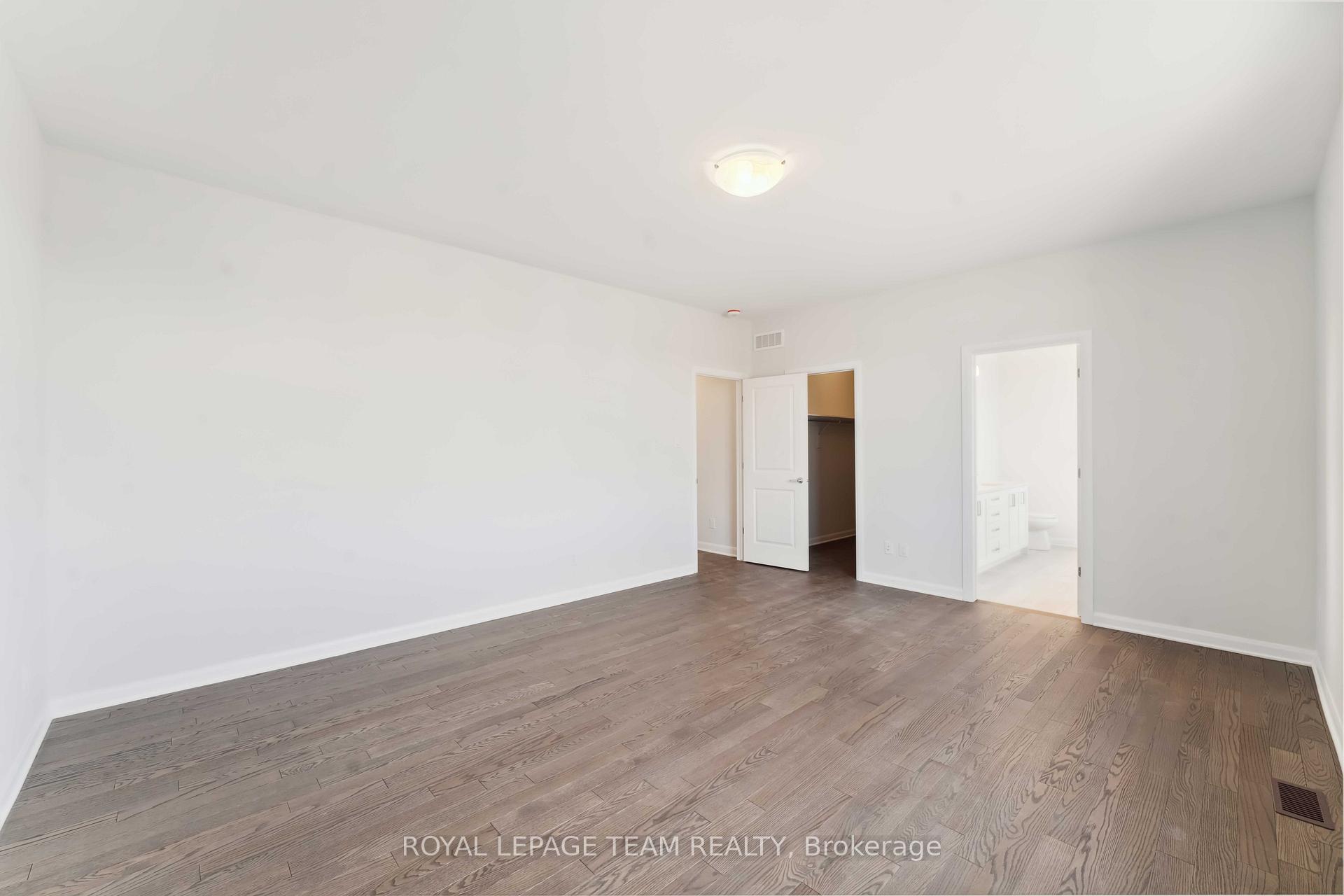 Photo 23 of 5045 Abbott Street E, Ottawa, Kanata - Emerald Meadows/Trailwest — HOMEH