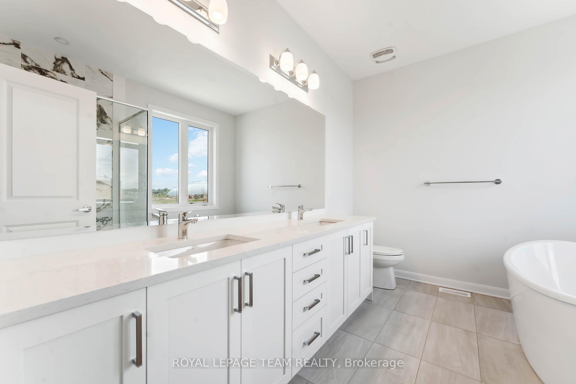 Photo 24 of 5045 Abbott Street E, Ottawa, Kanata - Emerald Meadows/Trailwest — HOMEH