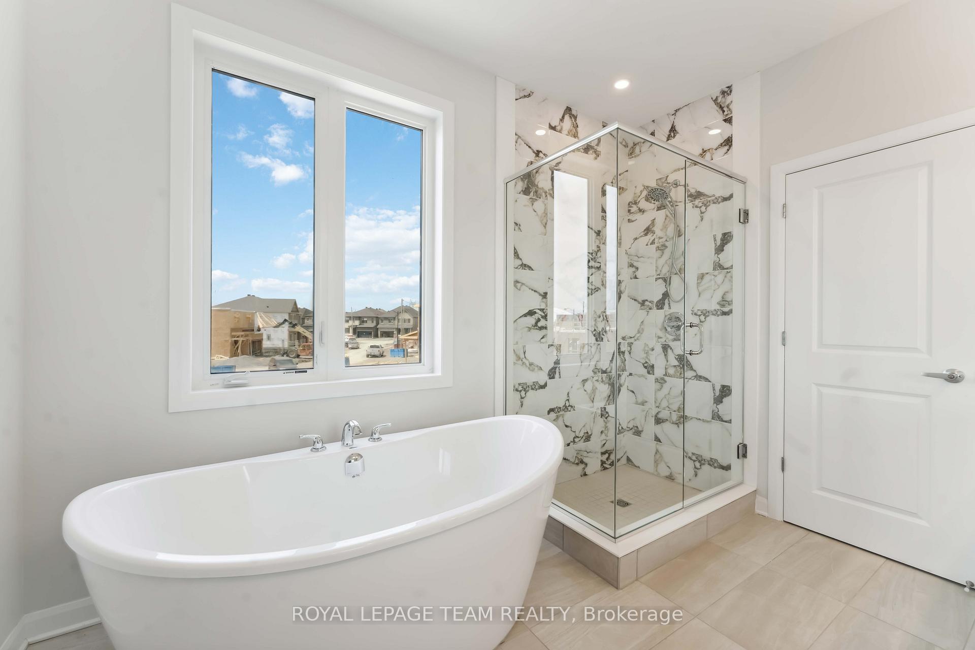 Photo 25 of 5045 Abbott Street E, Ottawa, Kanata - Emerald Meadows/Trailwest — HOMEH