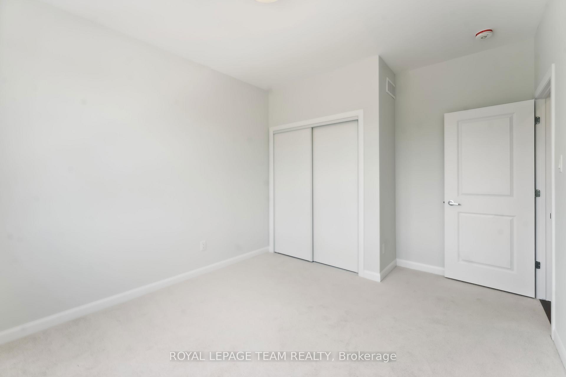 Photo 36 of 5045 Abbott Street E, Ottawa, Kanata - Emerald Meadows/Trailwest — HOMEH