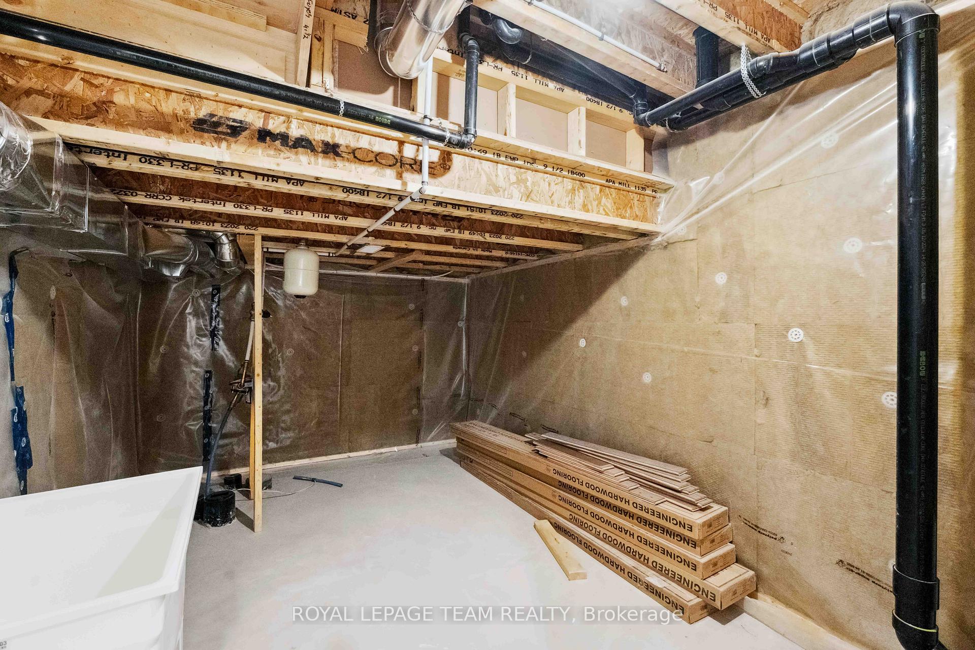 Photo 44 of 5045 Abbott Street E, Ottawa, Kanata - Emerald Meadows/Trailwest — HOMEH