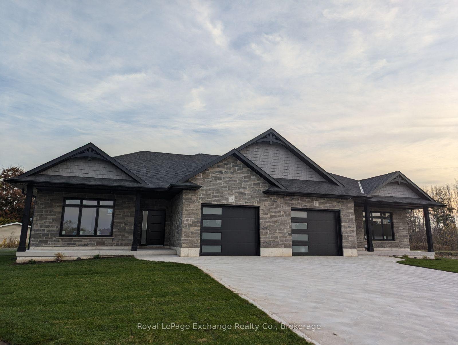 Front of 27 Mercedes Crescent