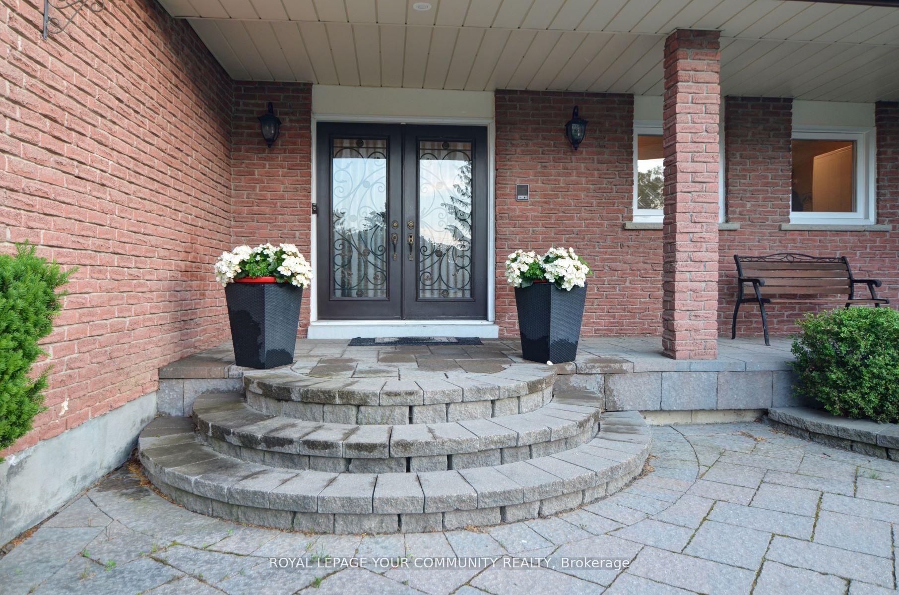 Photo 2 of 133 Ellis Avenue, King, Nobleton — HOMEH