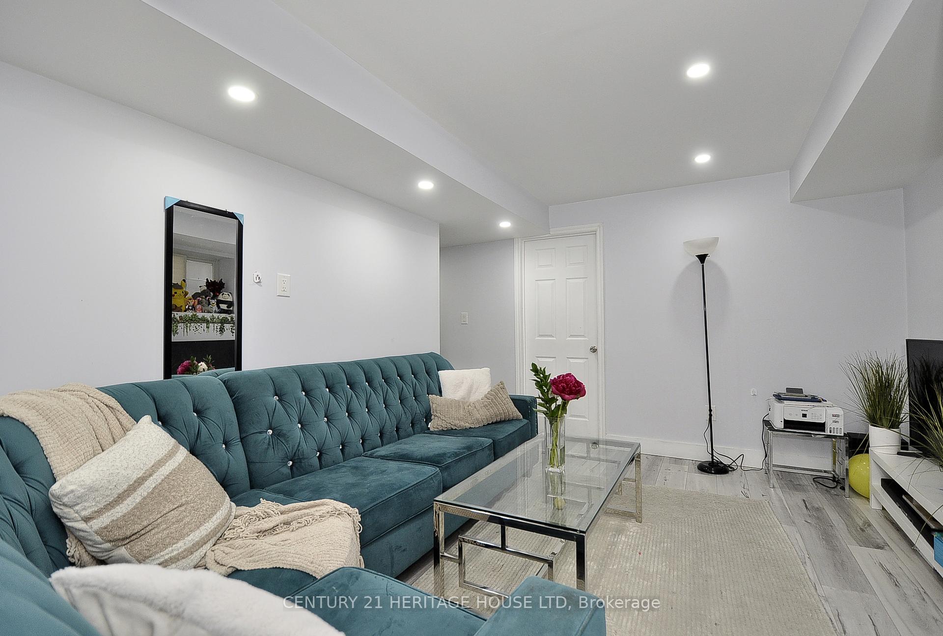 Photo 25 of 329 Sedgewood Street, Kitchener — HOMEH