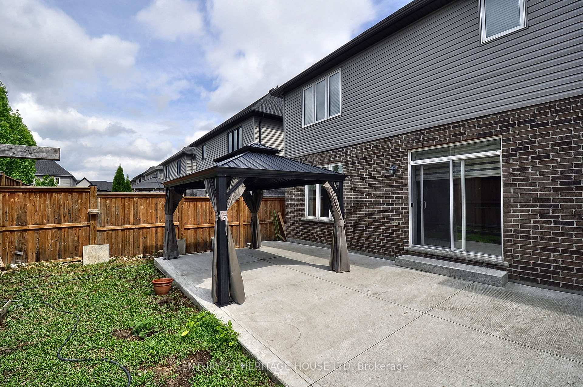 Photo 29 of 329 Sedgewood Street, Kitchener — HOMEH