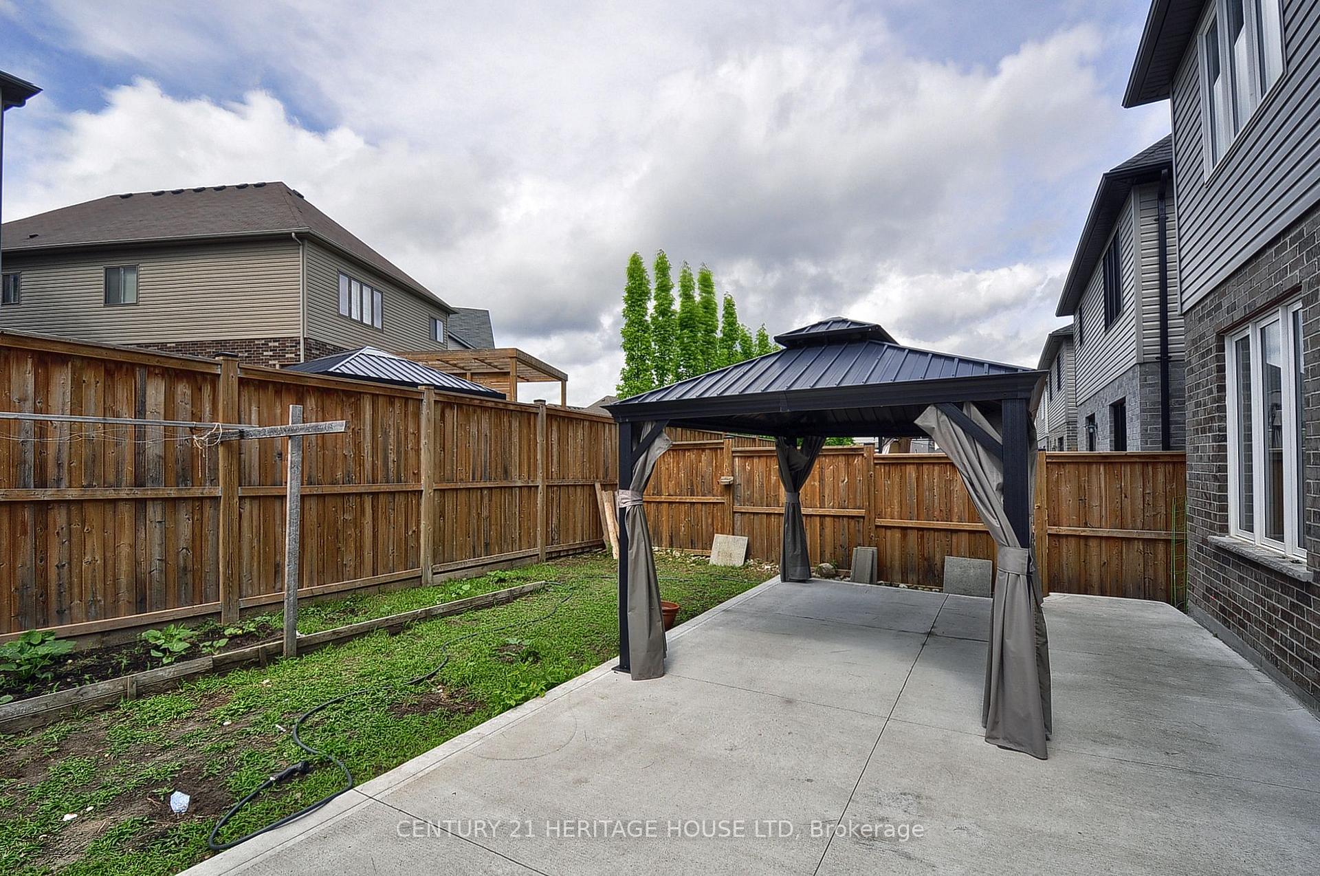 Photo 30 of 329 Sedgewood Street, Kitchener — HOMEH