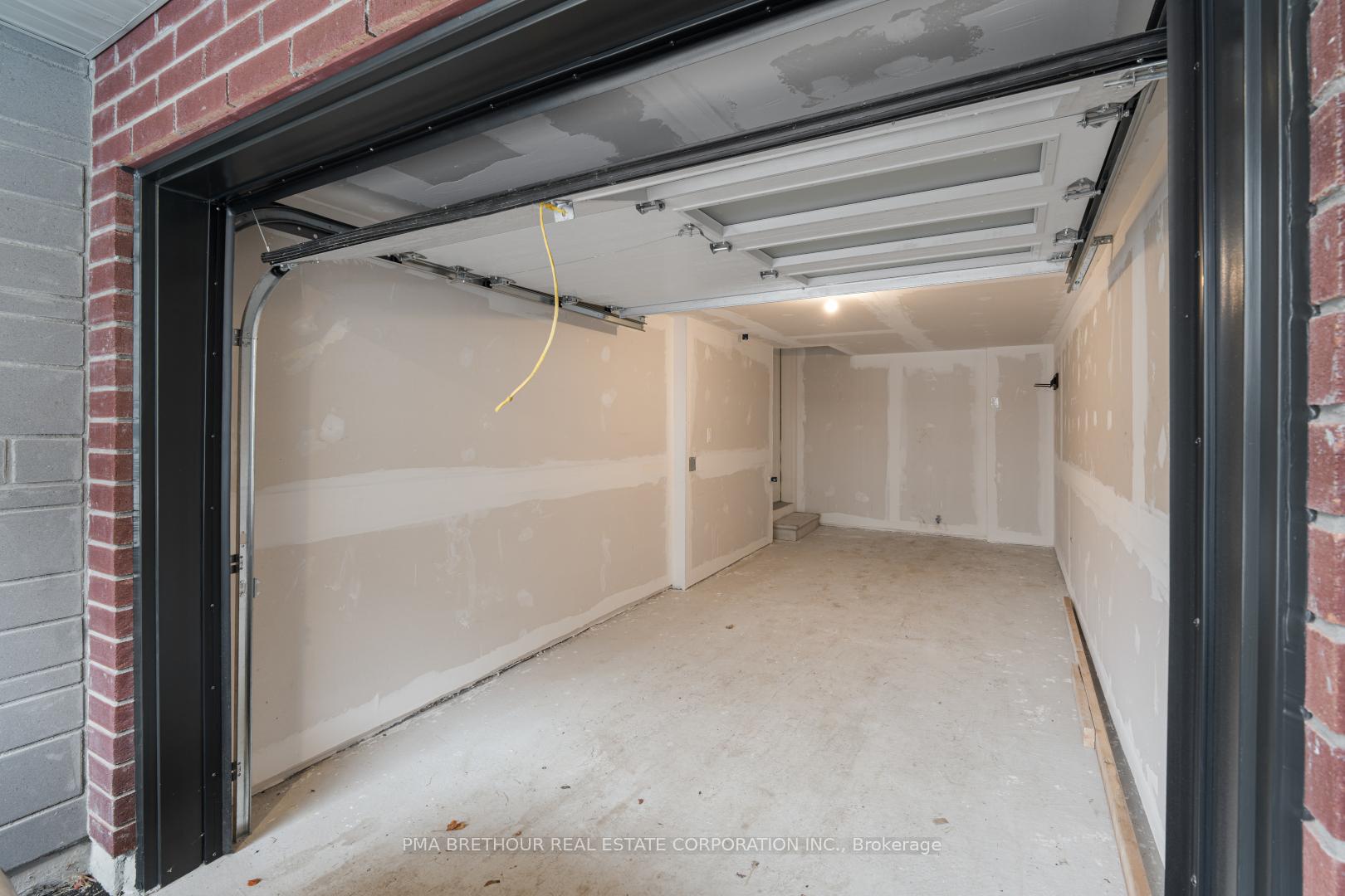 Photo 8 of 99 Rustle Woods Avenue, Markham, Cornell — HOMEH