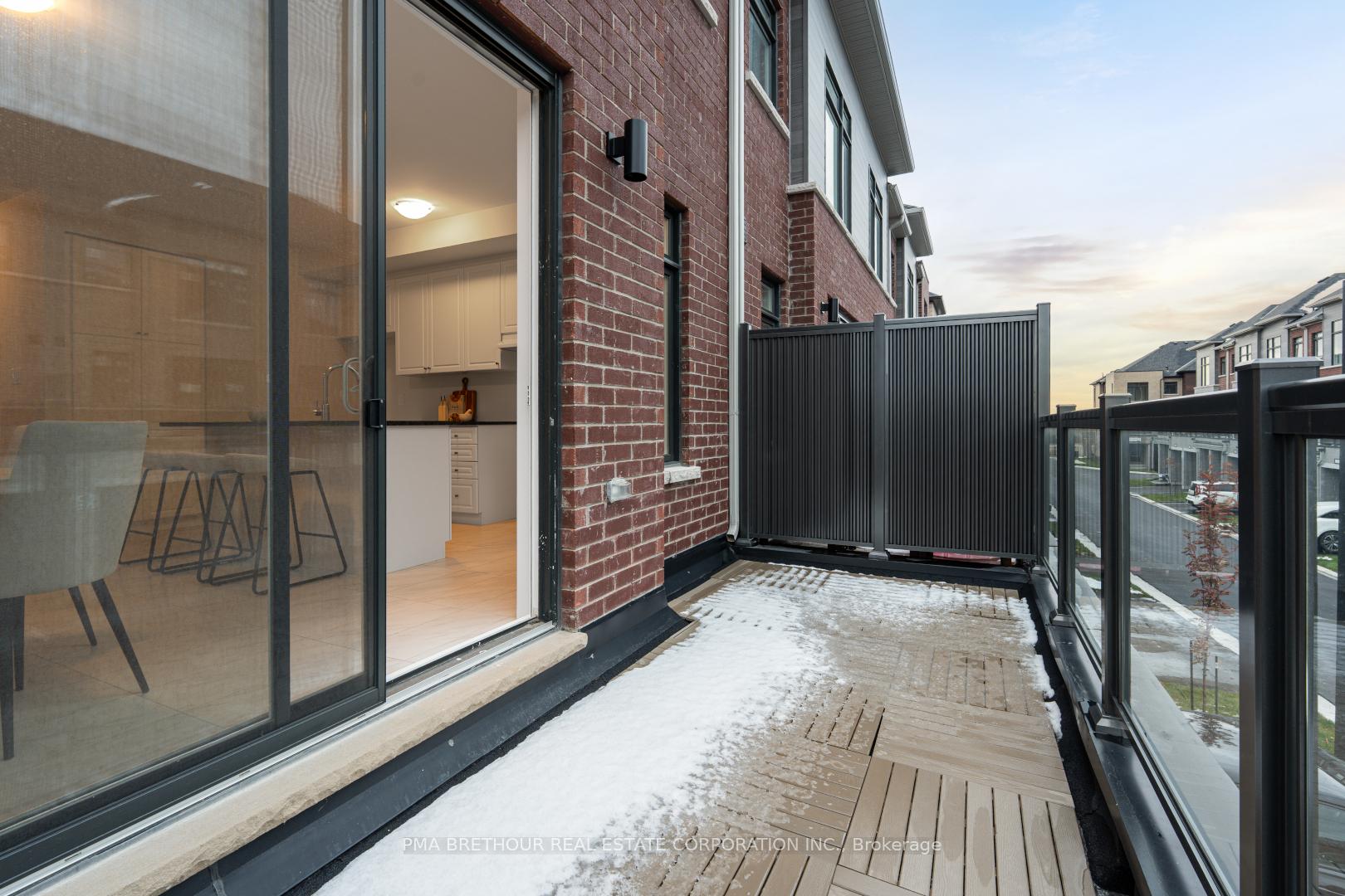 Photo 16 of 99 Rustle Woods Avenue, Markham, Cornell — HOMEH