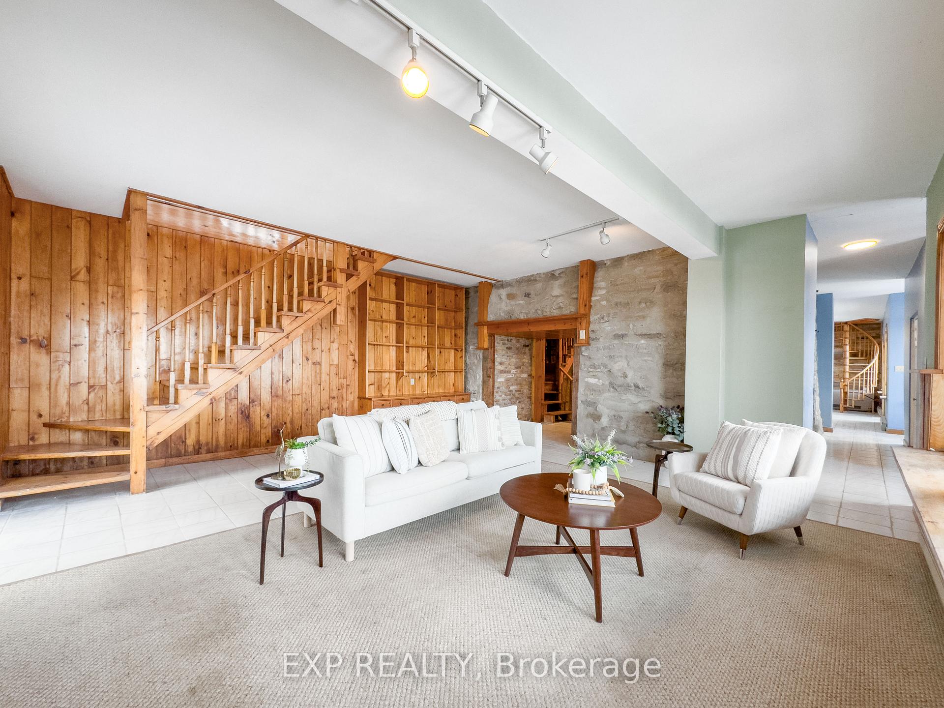 Photo 15 of 1643 River Road, McNab/Braeside, Mcnab/Braeside Twps — HOMEH