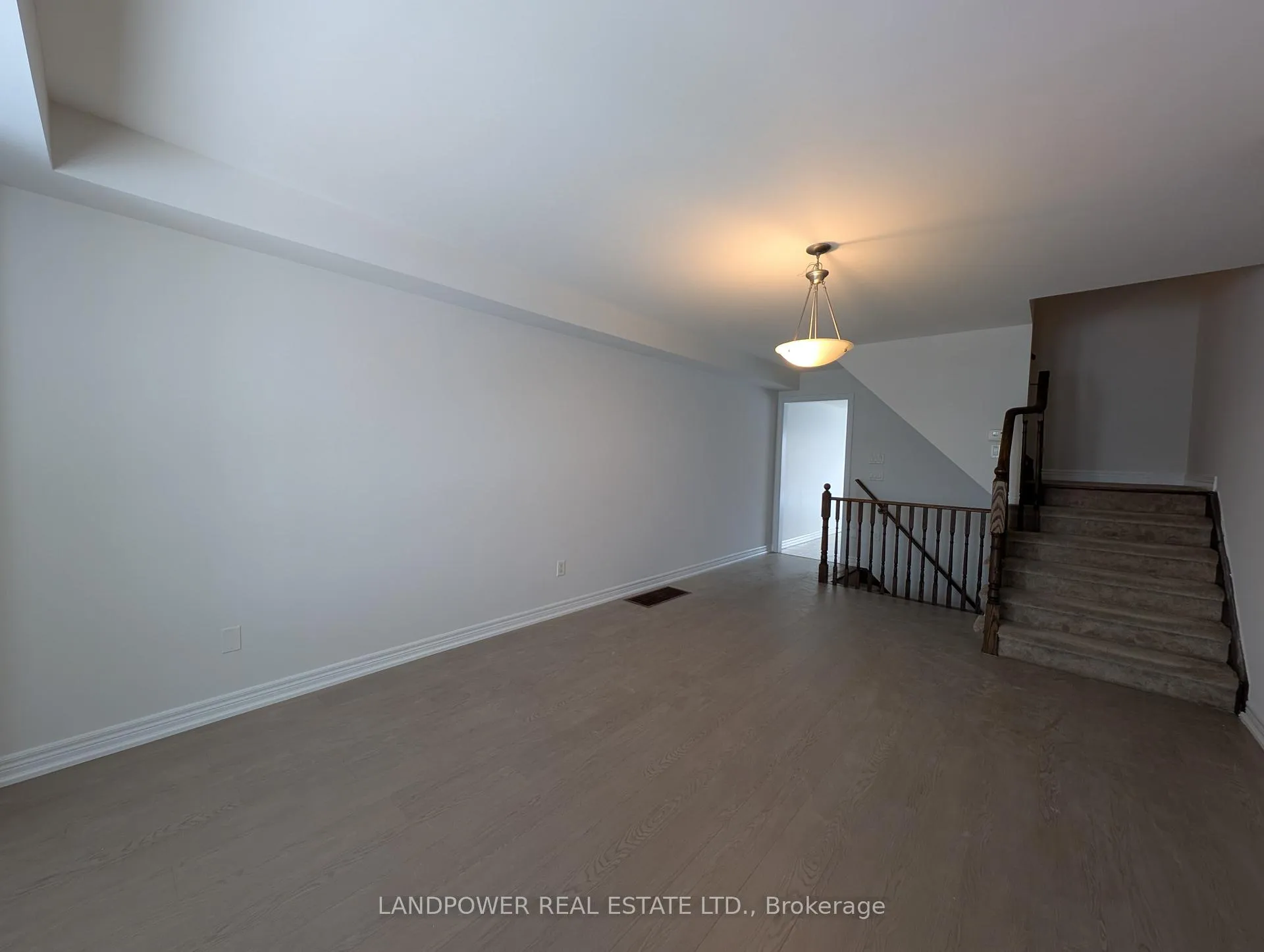 Photo 11 of 9876 Mccowan Road, Markham, Berczy — HOMEH