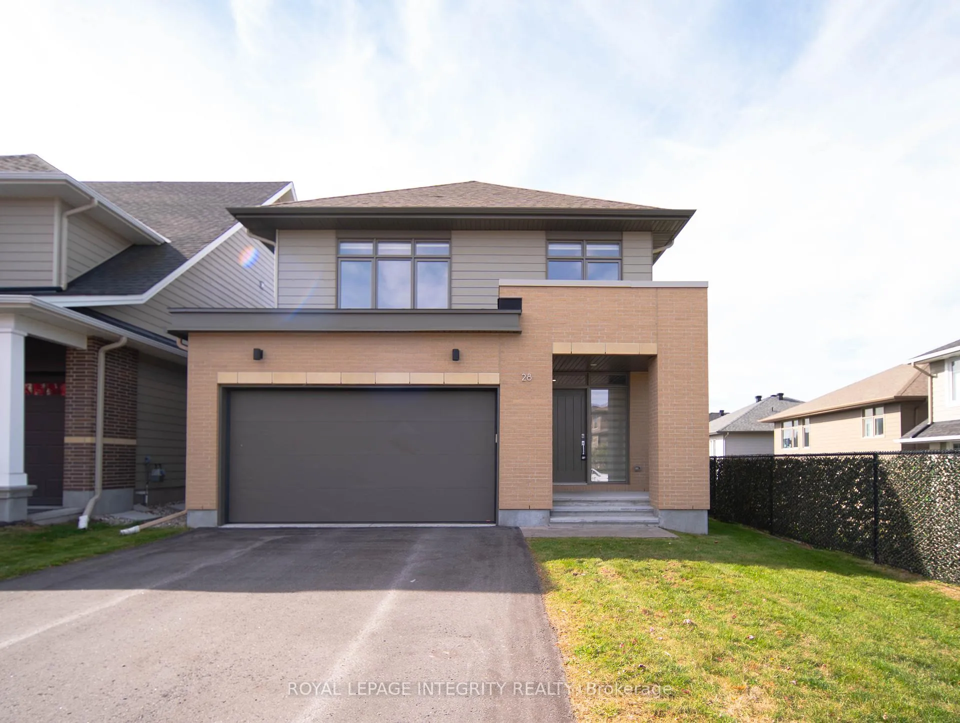Front of 28 Greensand Place