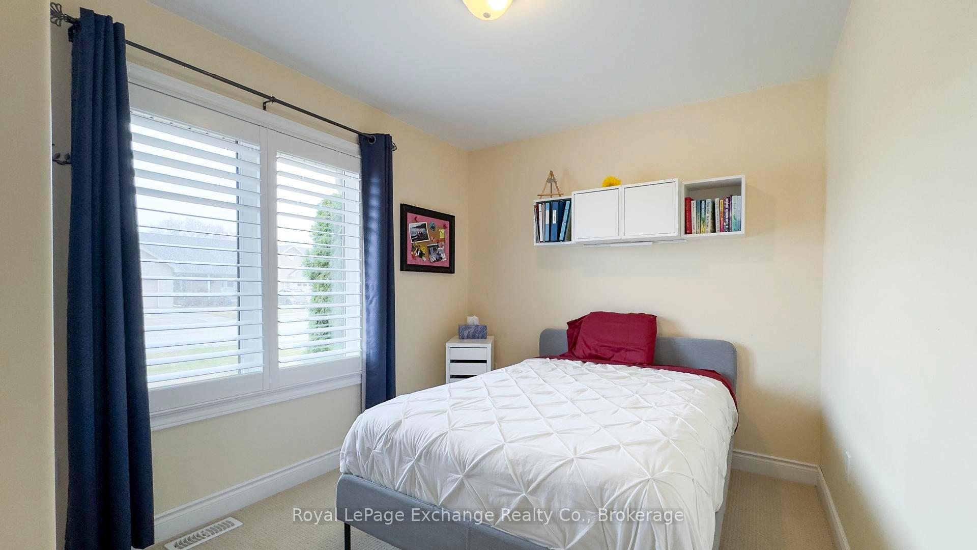 Photo 7 of 622 Skye Court, Kincardine — HOMEH
