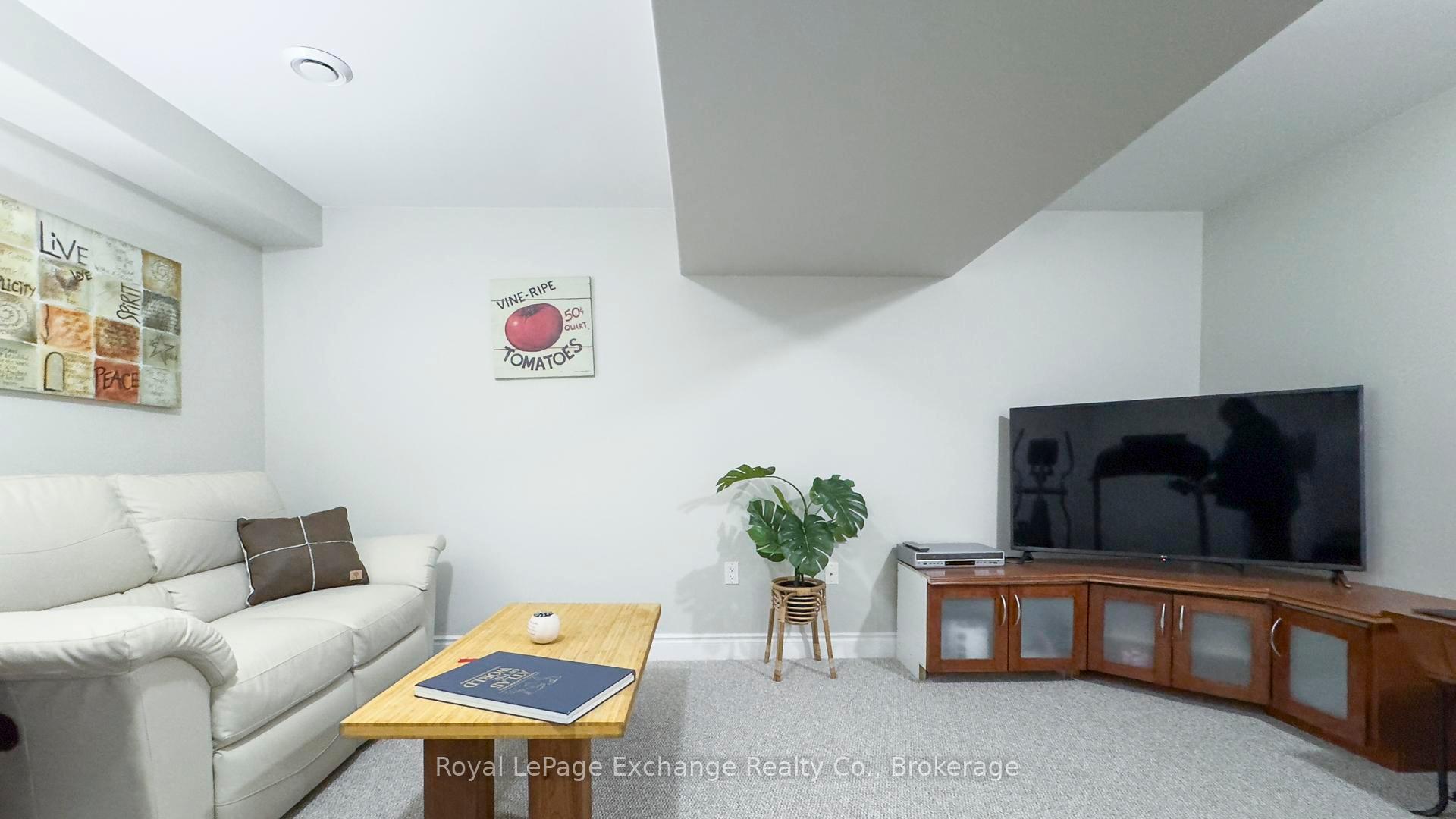 Photo 31 of 622 Skye Court, Kincardine — HOMEH