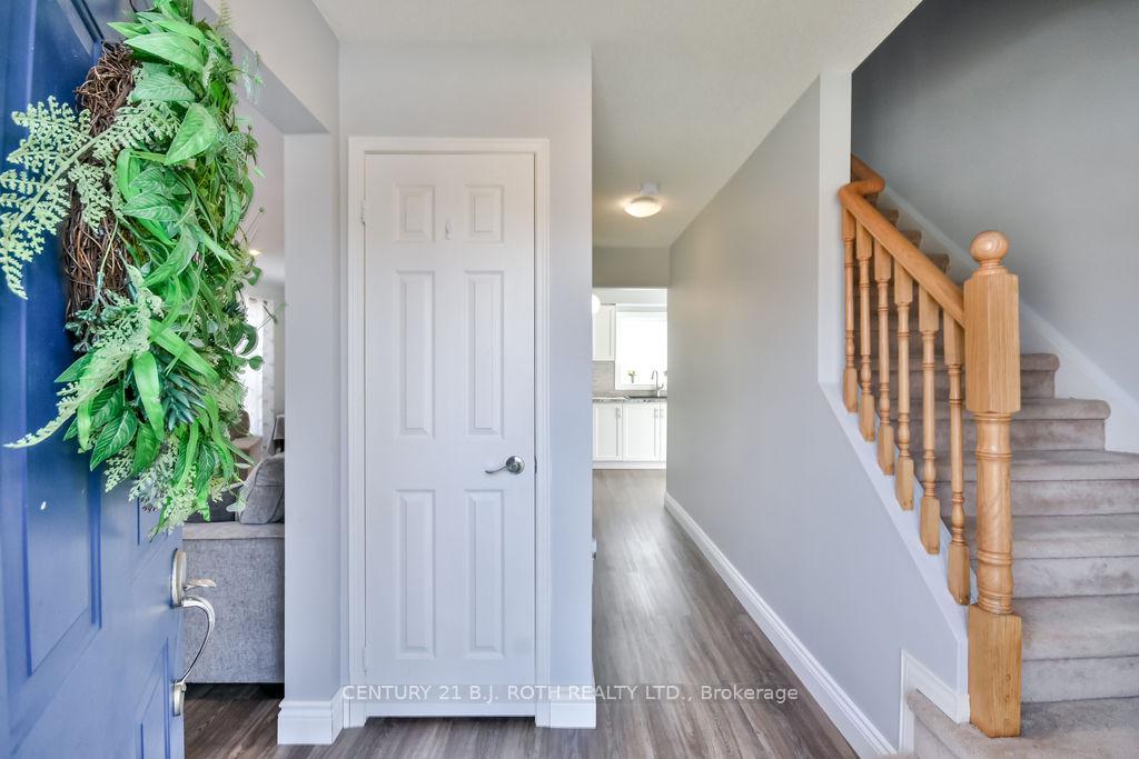 Photo 4 of 695 Candaras Street, Innisfil, Alcona — HOMEH