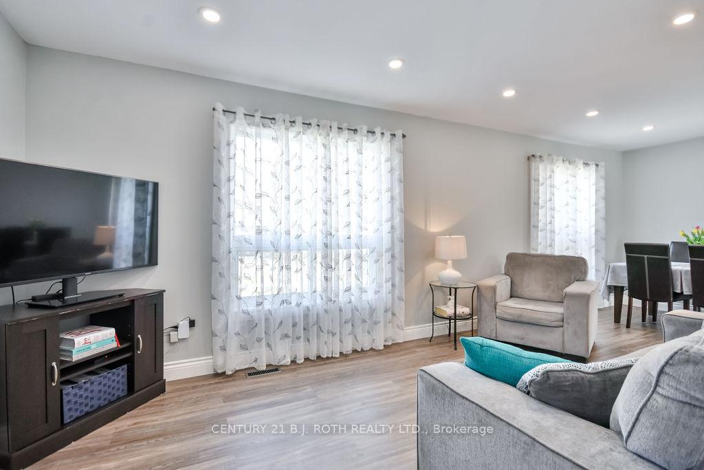 Photo 5 of 695 Candaras Street, Innisfil, Alcona — HOMEH
