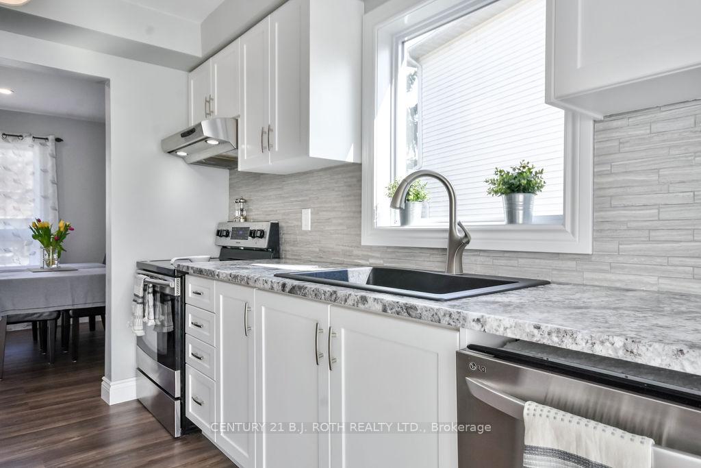 Photo 10 of 695 Candaras Street, Innisfil, Alcona — HOMEH