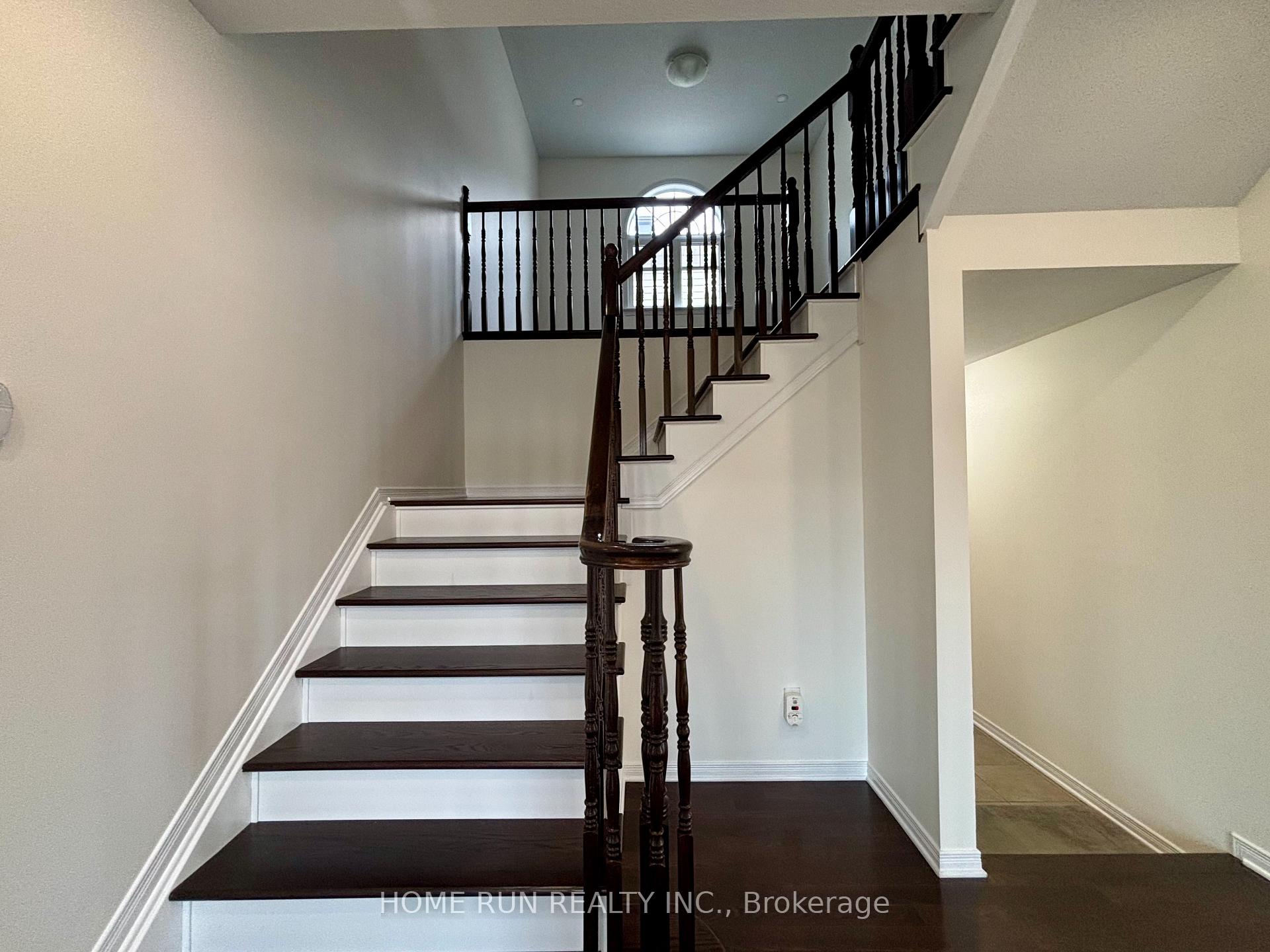 Photo 21 of 235 Asturcon Street, Ottawa, Kanata - Emerald Meadows/Trailwest — HOMEH