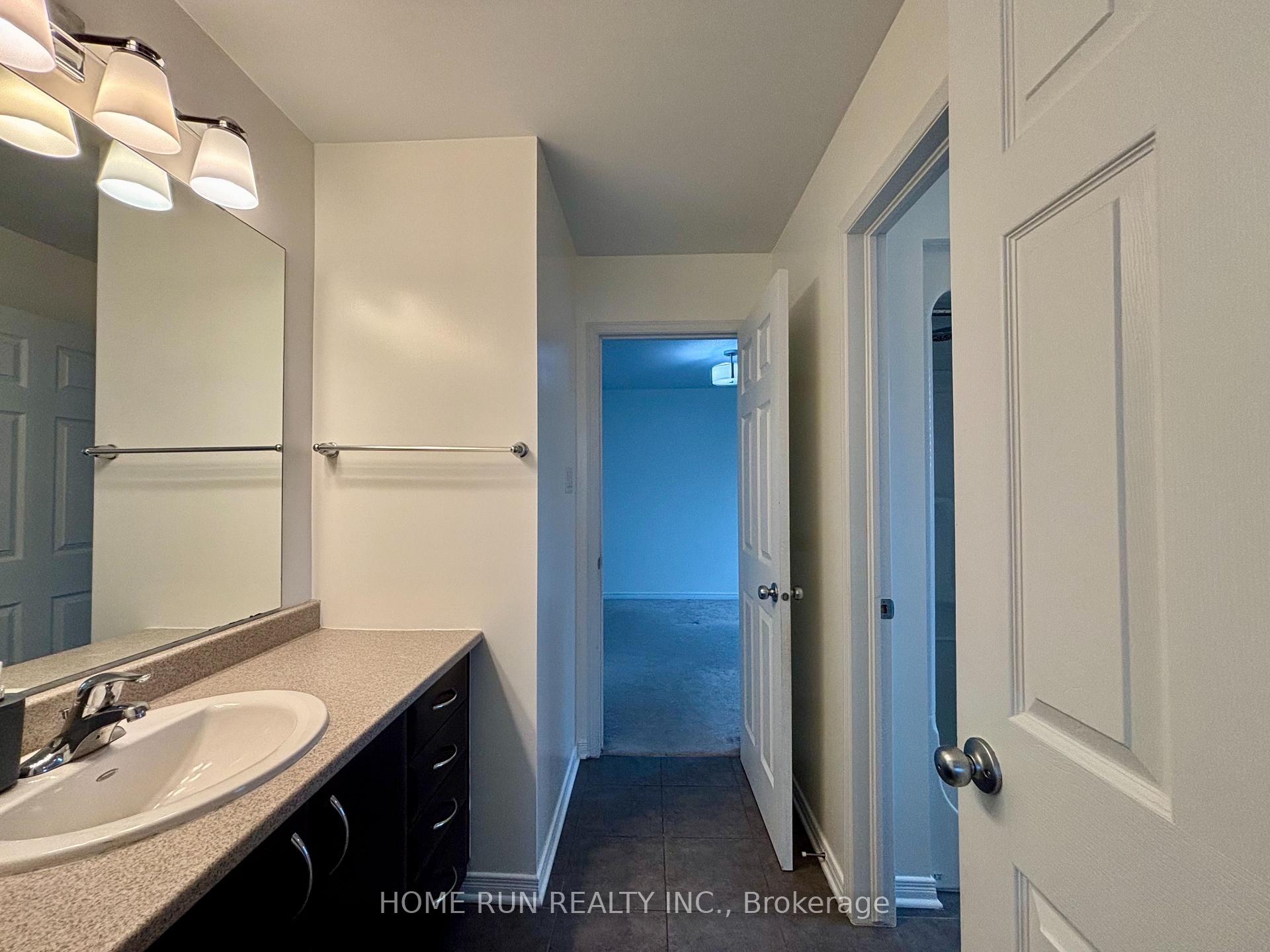Photo 23 of 235 Asturcon Street, Ottawa, Kanata - Emerald Meadows/Trailwest — HOMEH