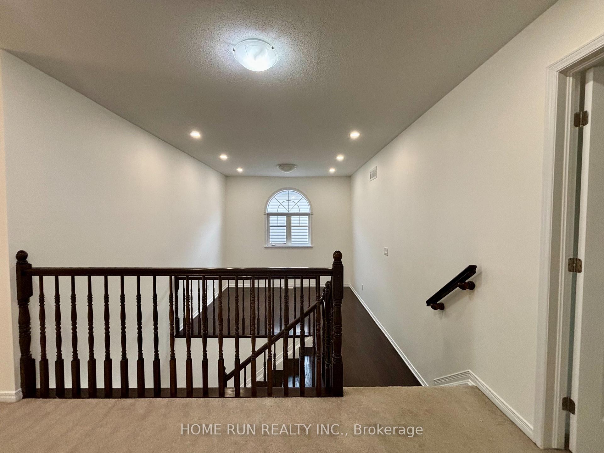 Photo 27 of 235 Asturcon Street, Ottawa, Kanata - Emerald Meadows/Trailwest — HOMEH