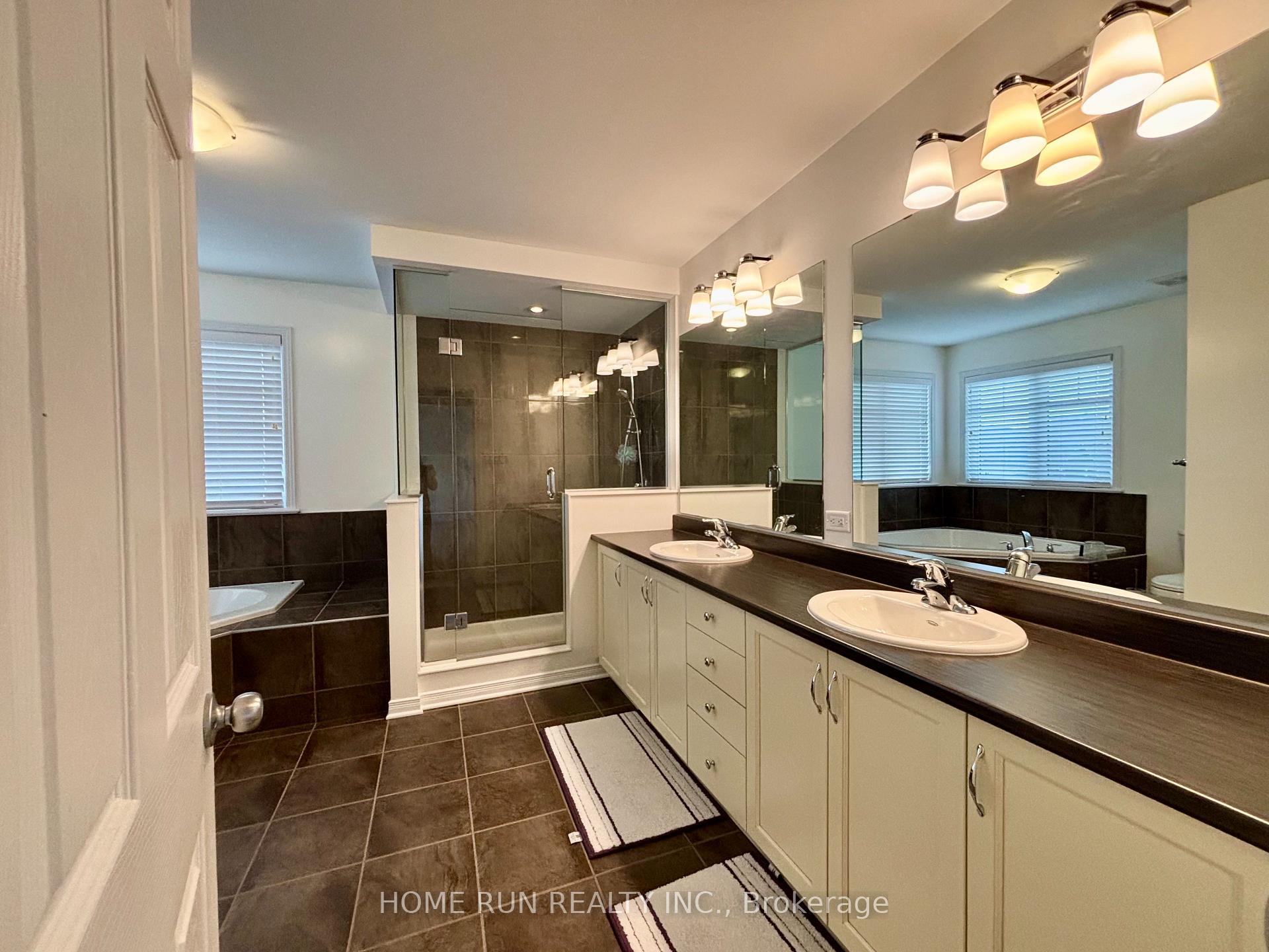 Photo 32 of 235 Asturcon Street, Ottawa, Kanata - Emerald Meadows/Trailwest — HOMEH