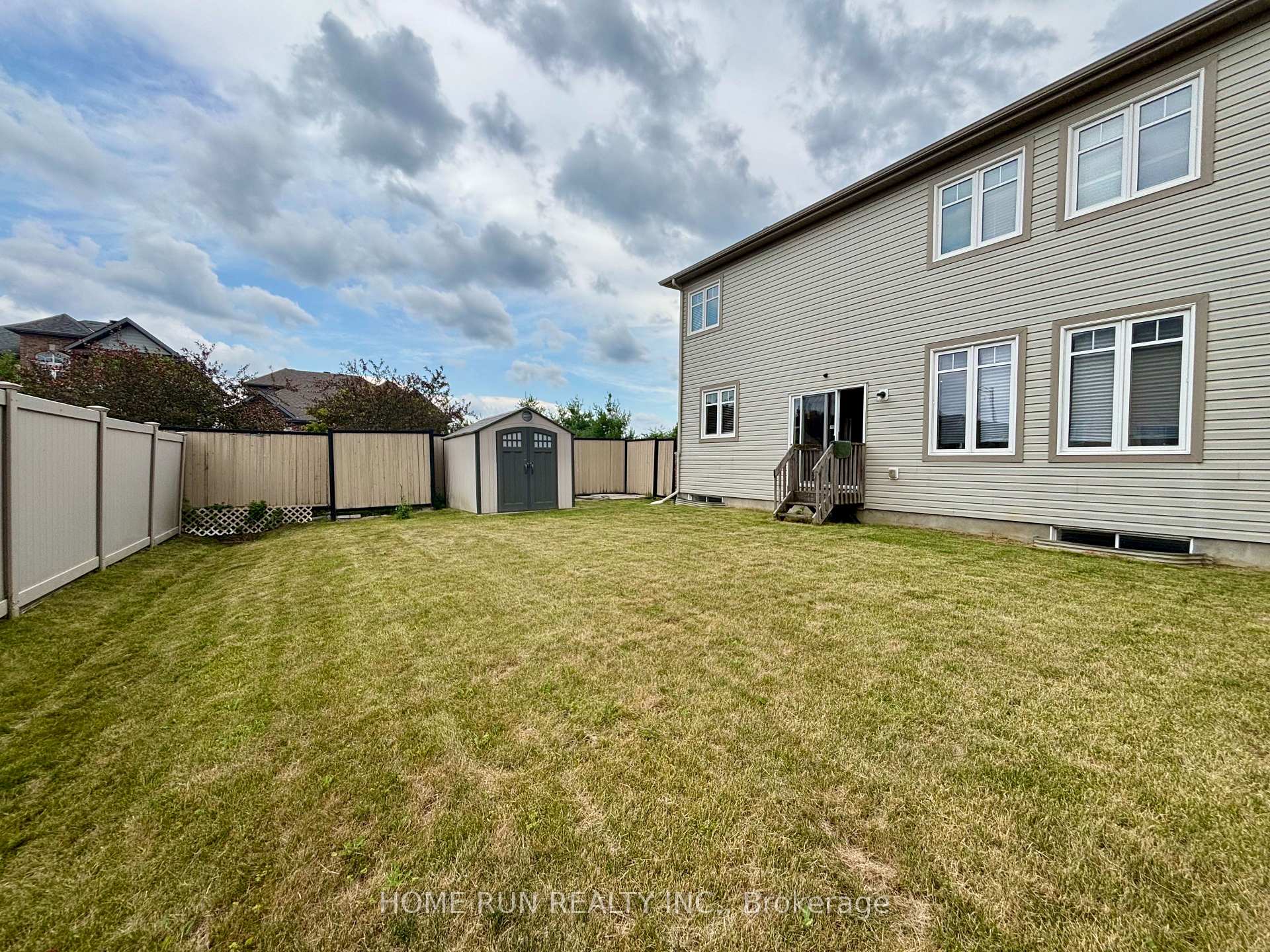 Photo 40 of 235 Asturcon Street, Ottawa, Kanata - Emerald Meadows/Trailwest — HOMEH