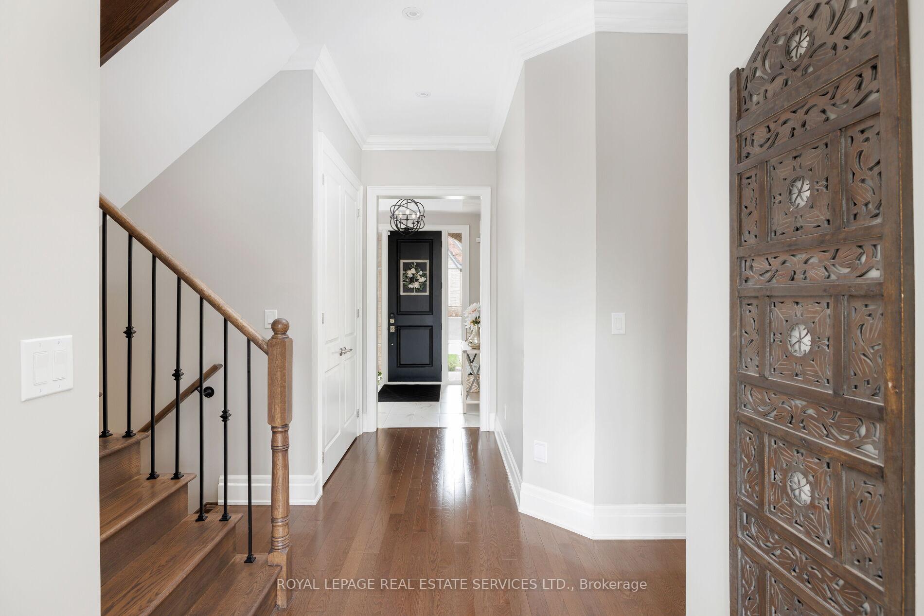 Photo 5 of 30 Britnell Court, King, King City — HOMEH