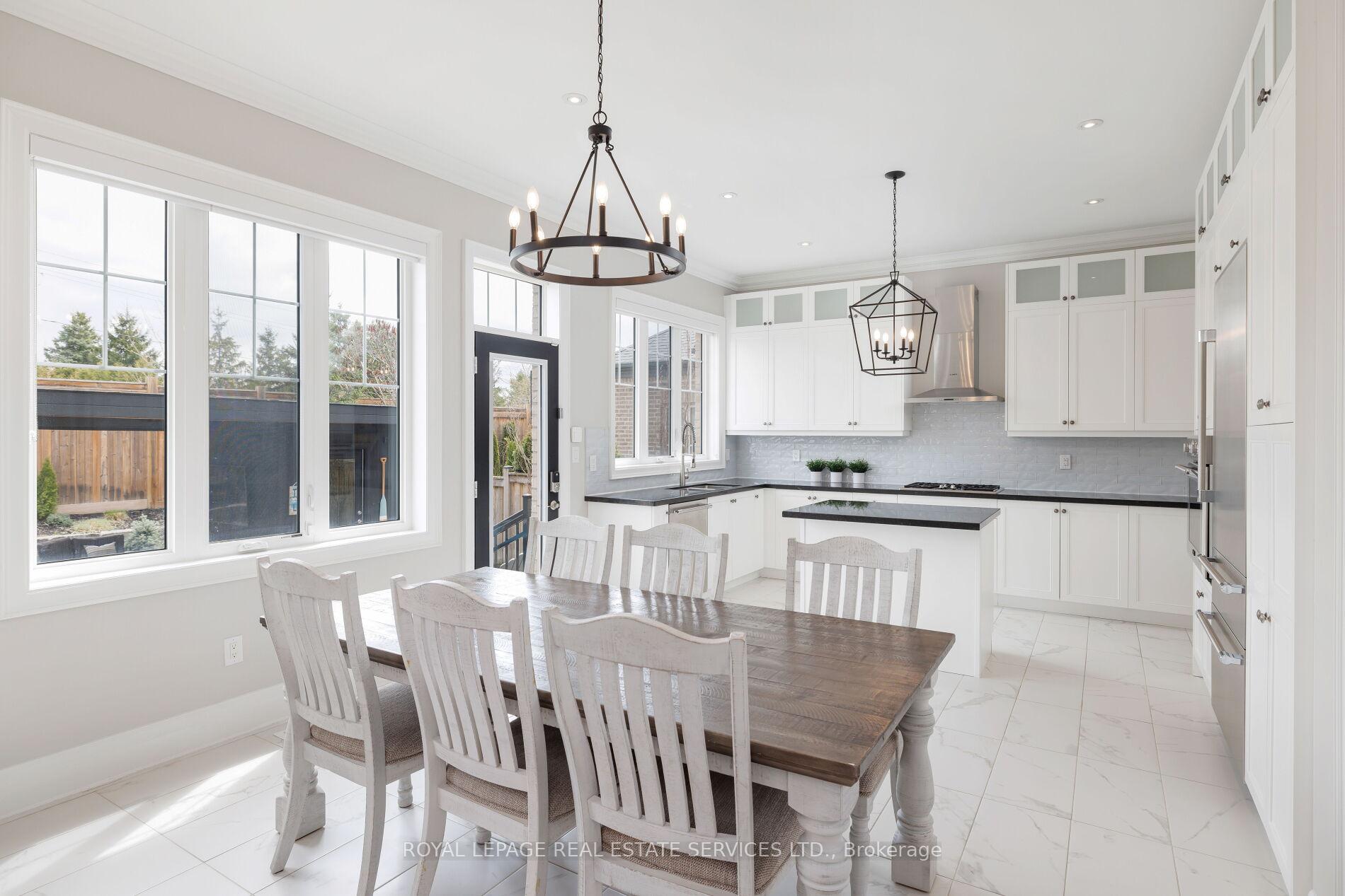 Photo 15 of 30 Britnell Court, King, King City — HOMEH