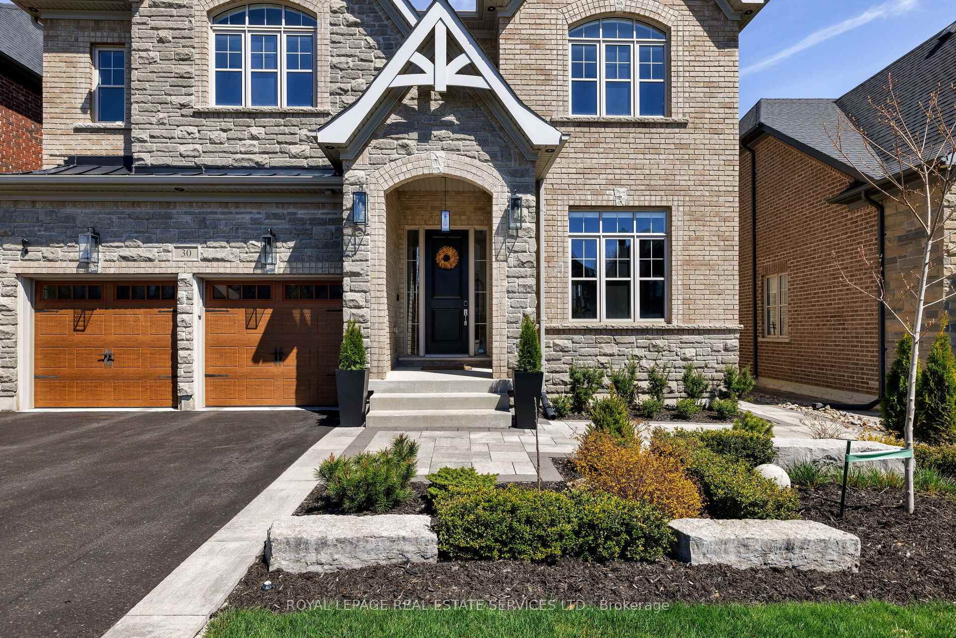 Photo 50 of 30 Britnell Court, King, King City — HOMEH