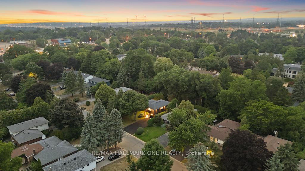 Photo 49 of 48 Normark Drive, Markham, Royal Orchard — HOMEH