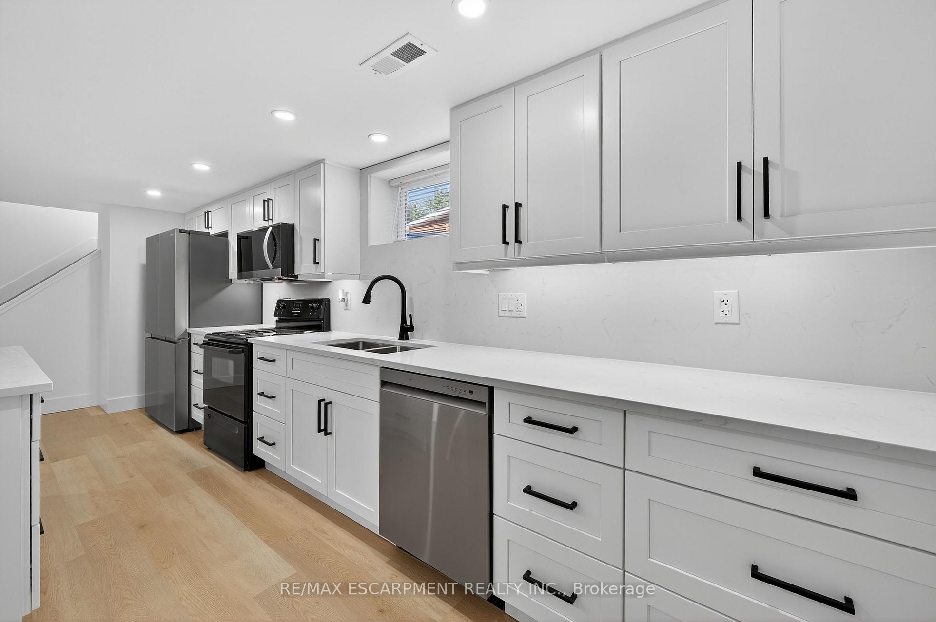 Photo 13 of Unit 2, 75 Britten Close, Hamilton, Rolston — HOMEH