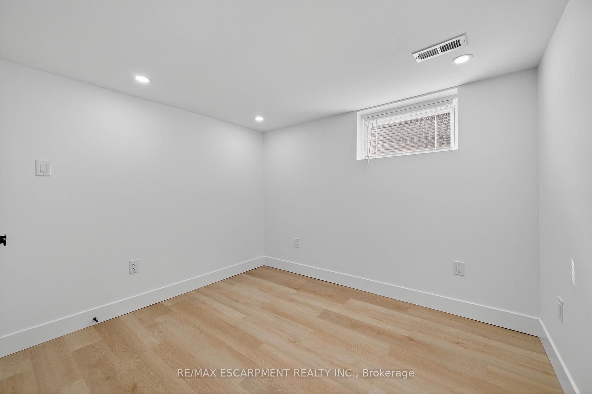 Photo 17 of Unit 2, 75 Britten Close, Hamilton, Rolston — HOMEH