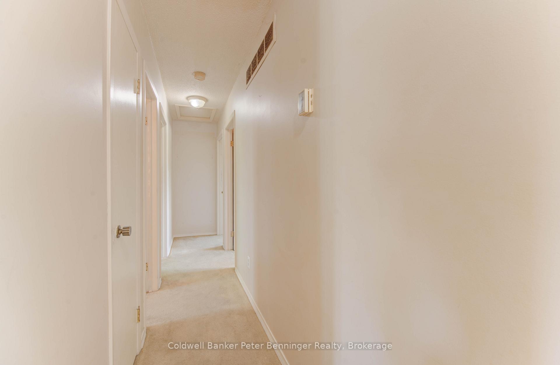 Photo 18 of 539 Pioneer Drive, Kitchener — HOMEH
