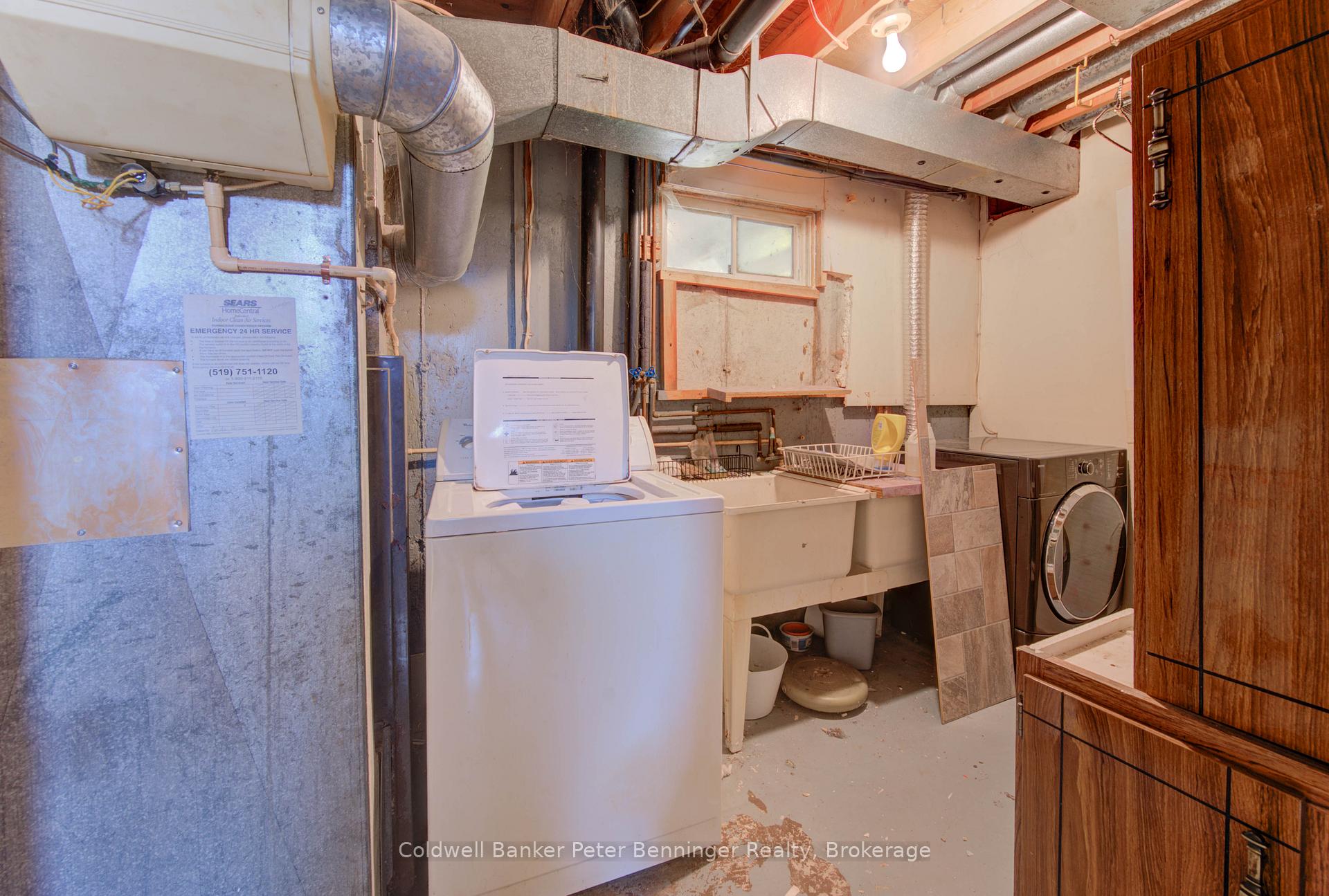 Photo 29 of 539 Pioneer Drive, Kitchener — HOMEH