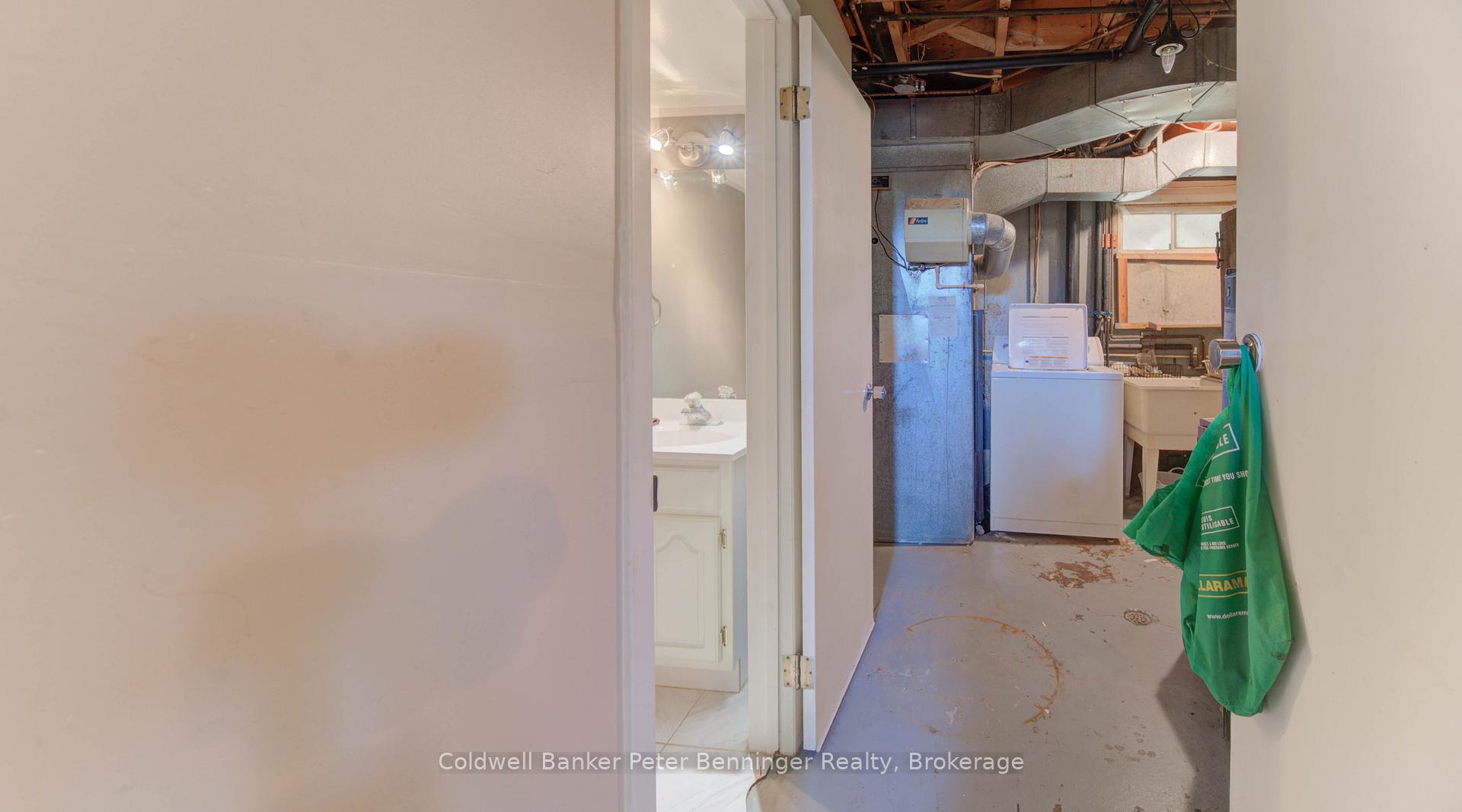 Photo 31 of 539 Pioneer Drive, Kitchener — HOMEH
