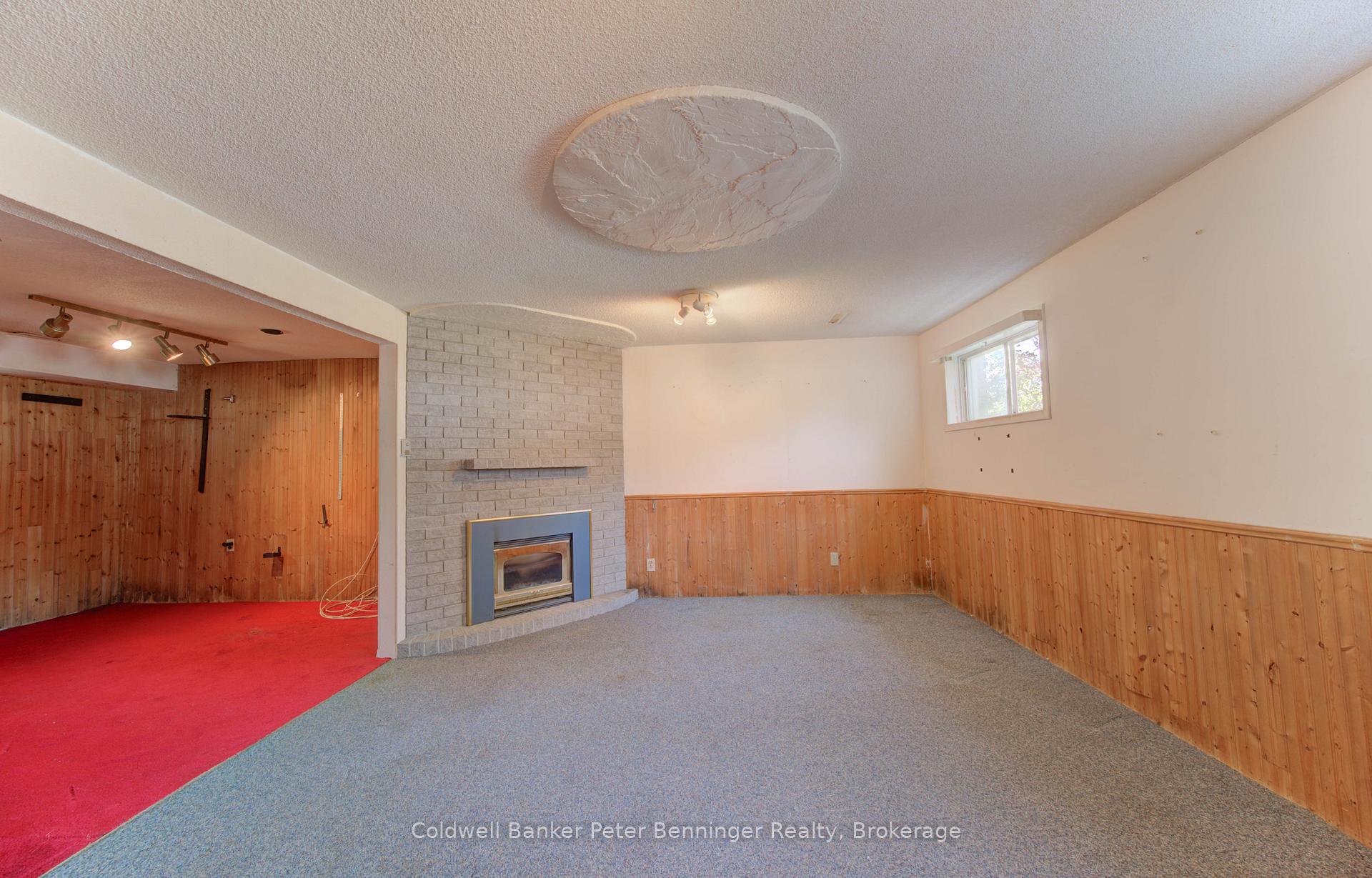 Photo 33 of 539 Pioneer Drive, Kitchener — HOMEH