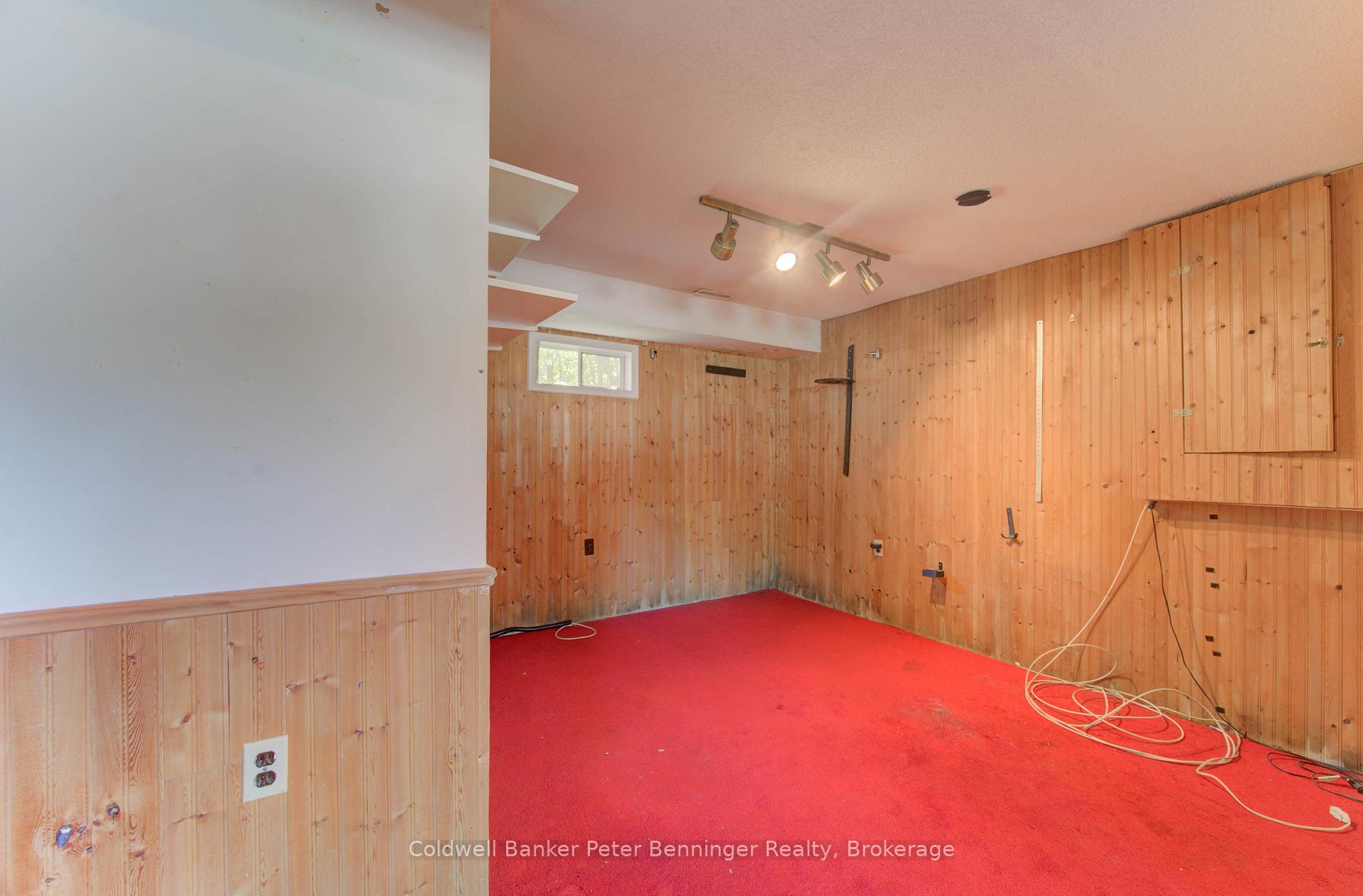 Photo 36 of 539 Pioneer Drive, Kitchener — HOMEH