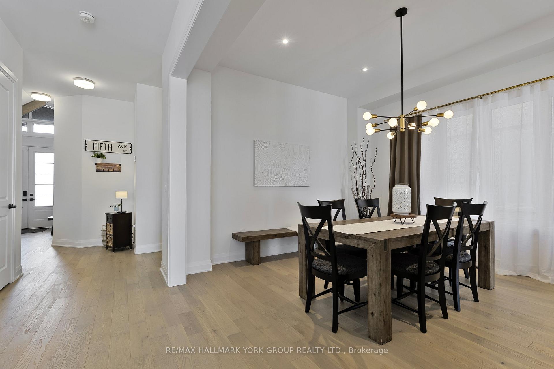 Photo 7 of 1393 Blackmore Street, Innisfil, Alcona — HOMEH
