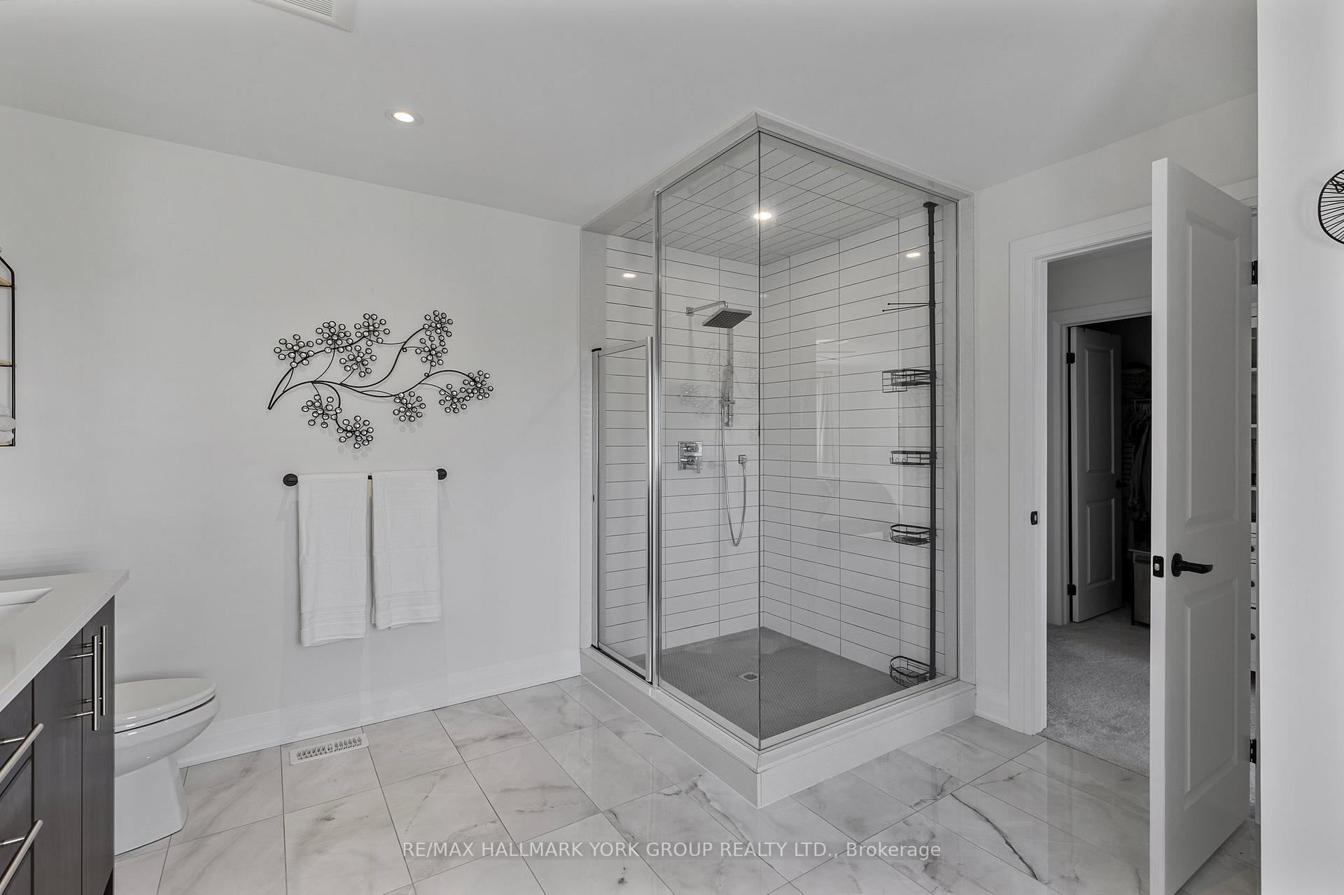 Photo 24 of 1393 Blackmore Street, Innisfil, Alcona — HOMEH