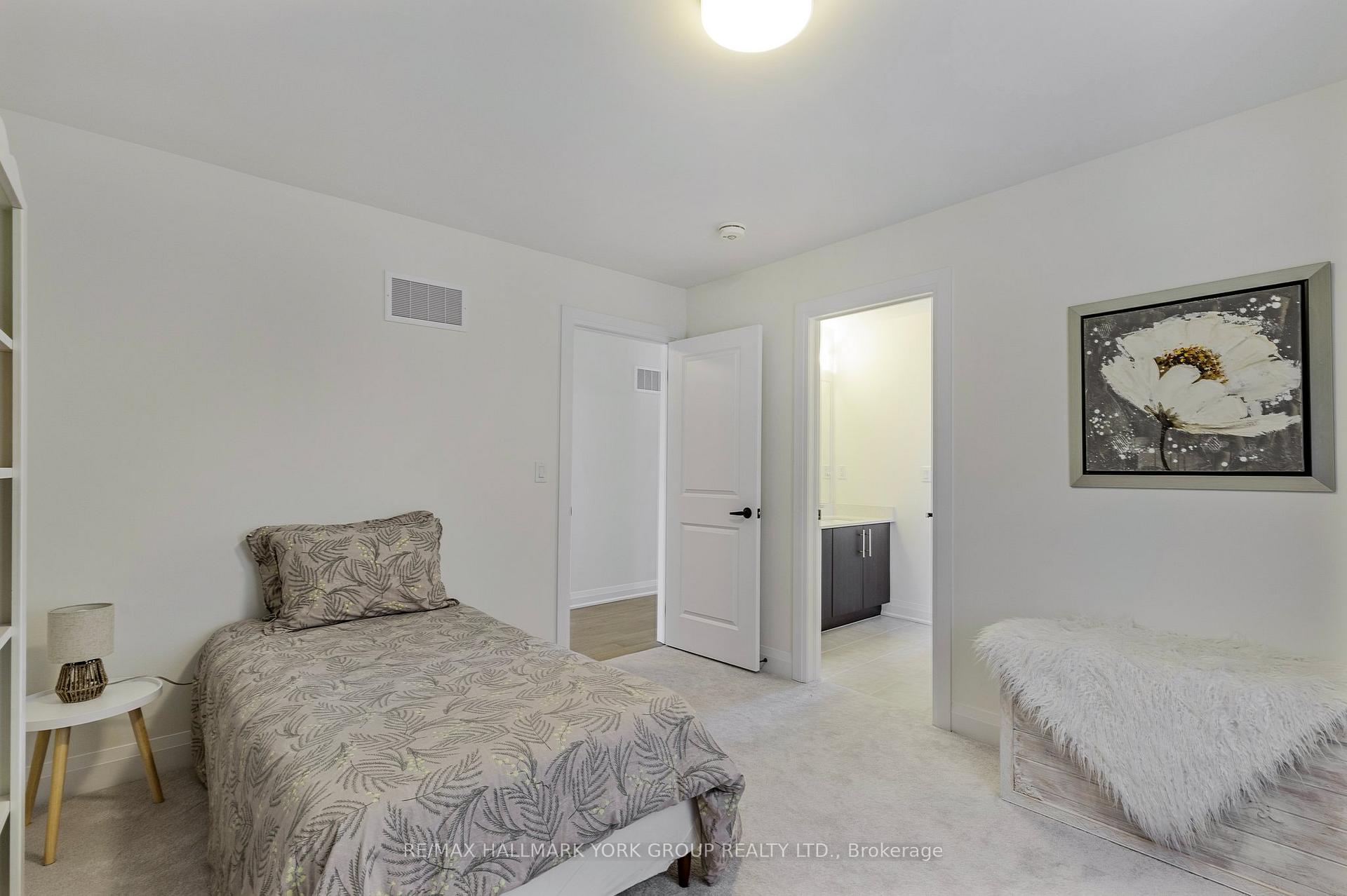 Photo 26 of 1393 Blackmore Street, Innisfil, Alcona — HOMEH
