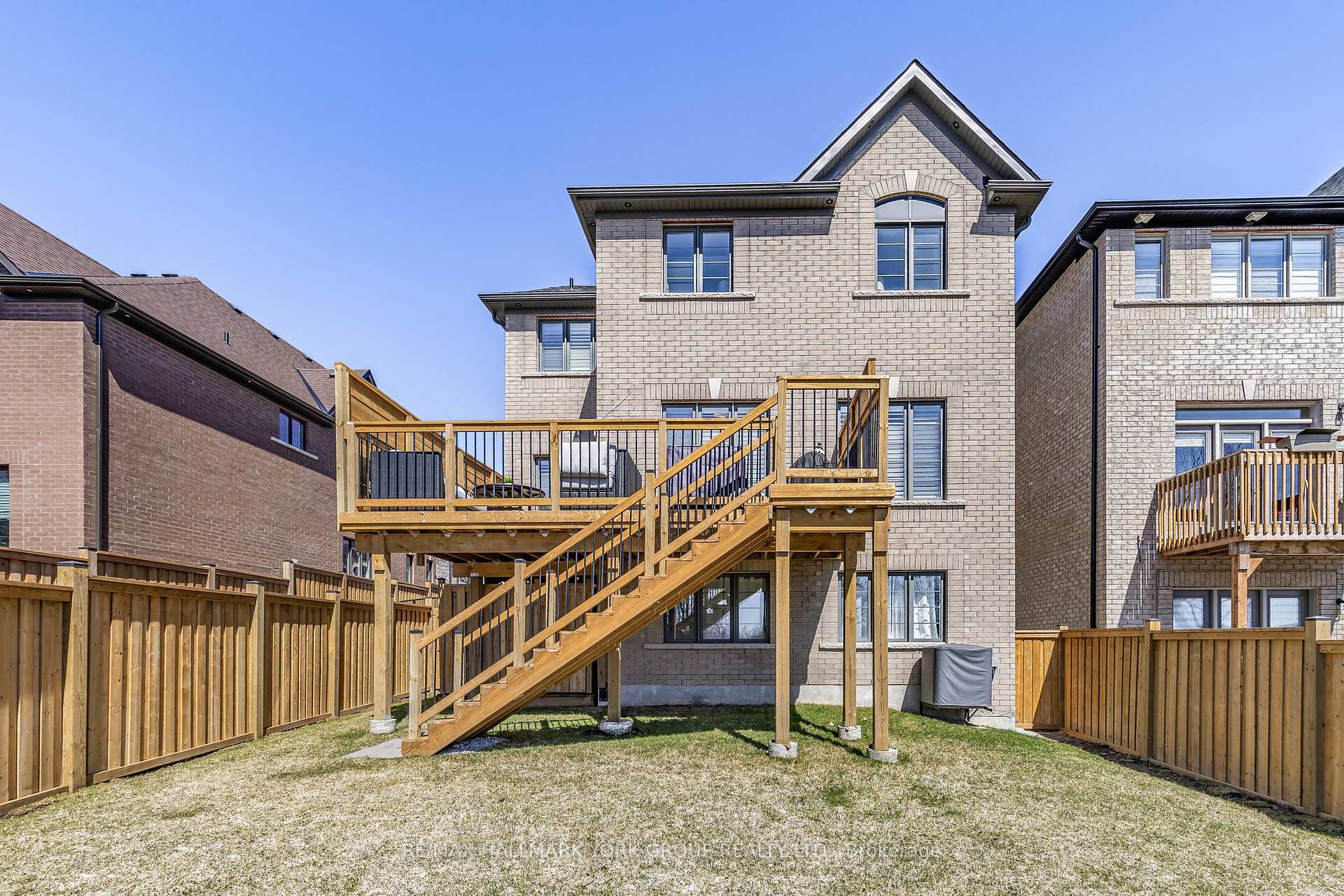 Photo 43 of 1393 Blackmore Street, Innisfil, Alcona — HOMEH