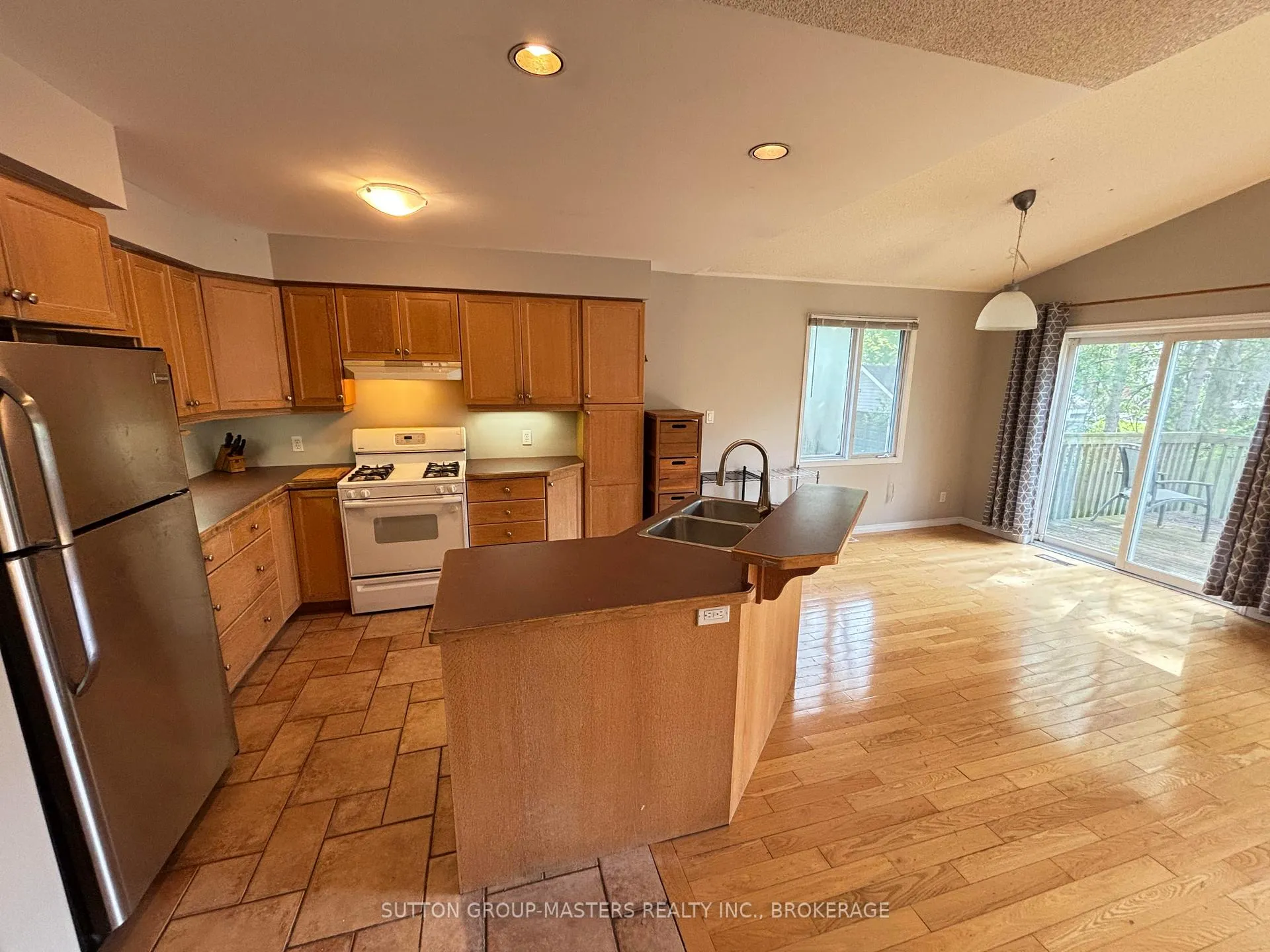 Photo 7 of 160 Nelson Street, Kingston, Central City East — HOMEH