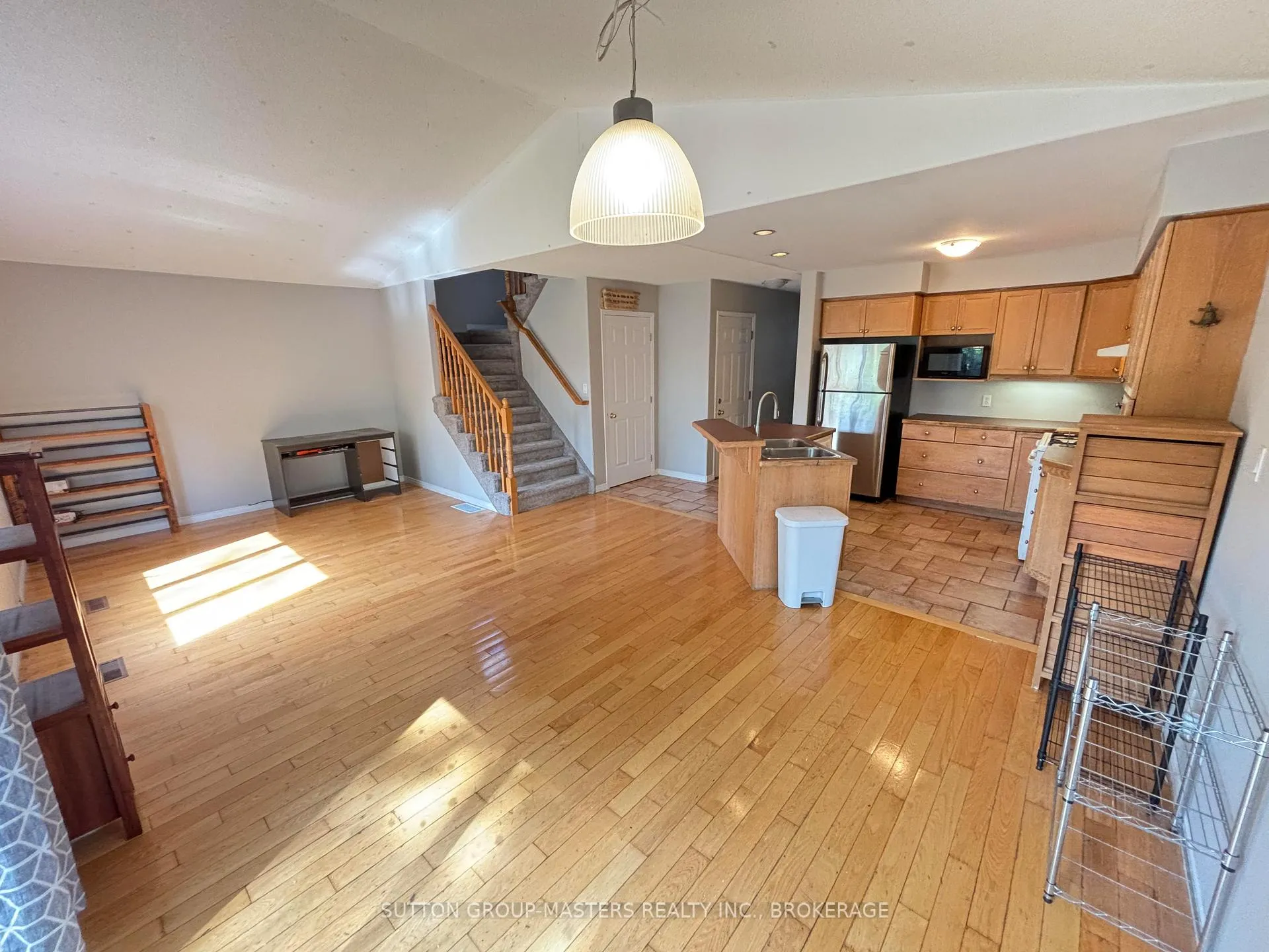 Photo 10 of 160 Nelson Street, Kingston, Central City East — HOMEH