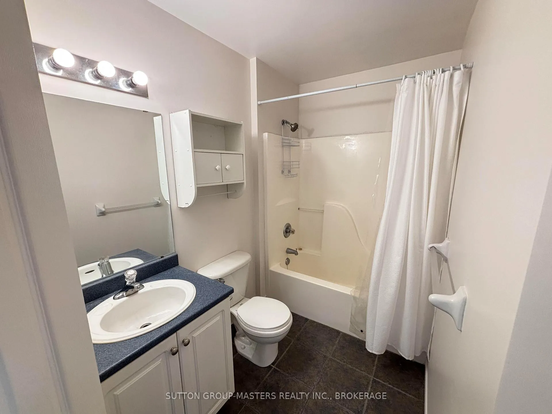 Photo 19 of 160 Nelson Street, Kingston, Central City East — HOMEH
