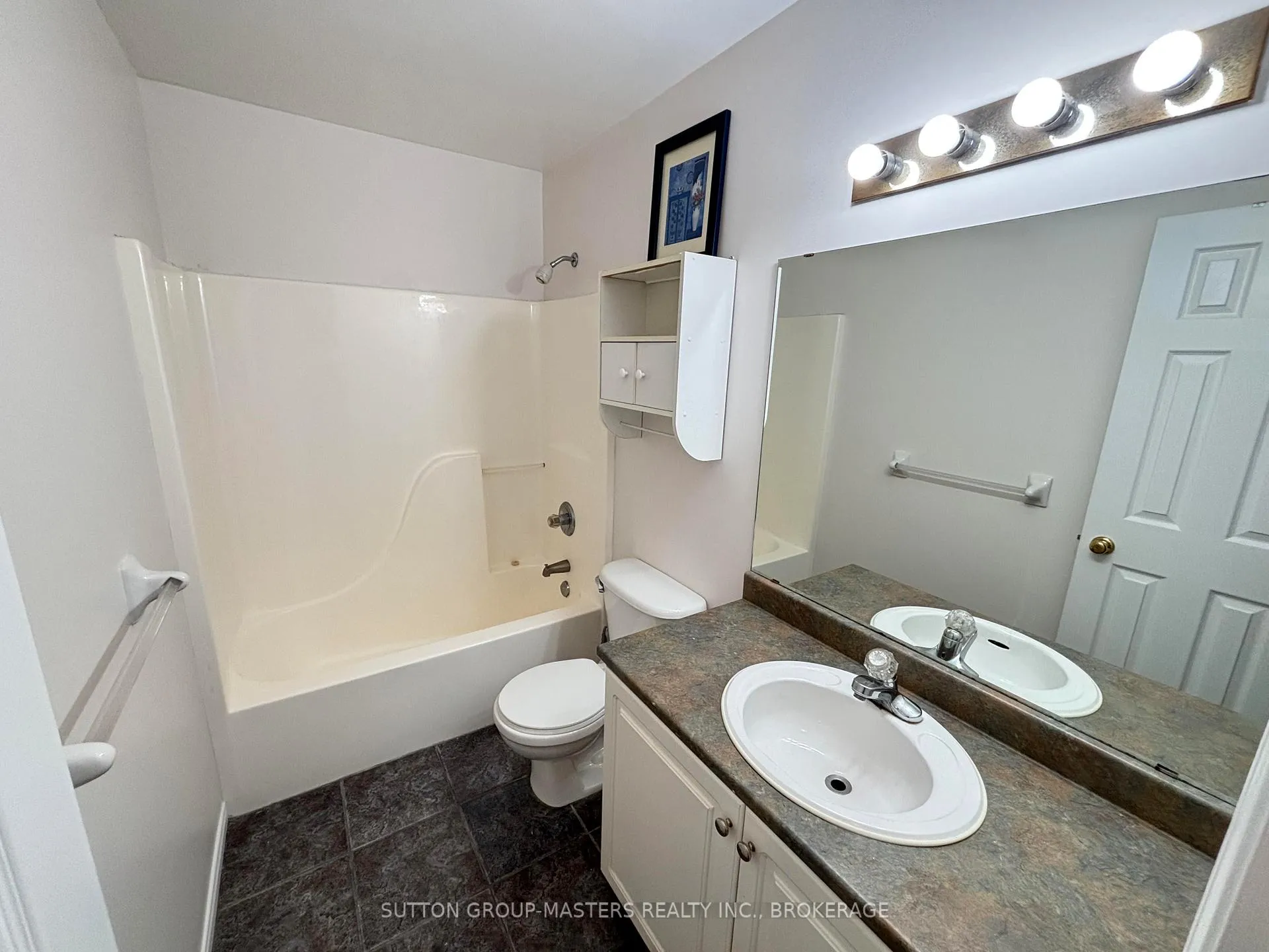 Photo 25 of 160 Nelson Street, Kingston, Central City East — HOMEH