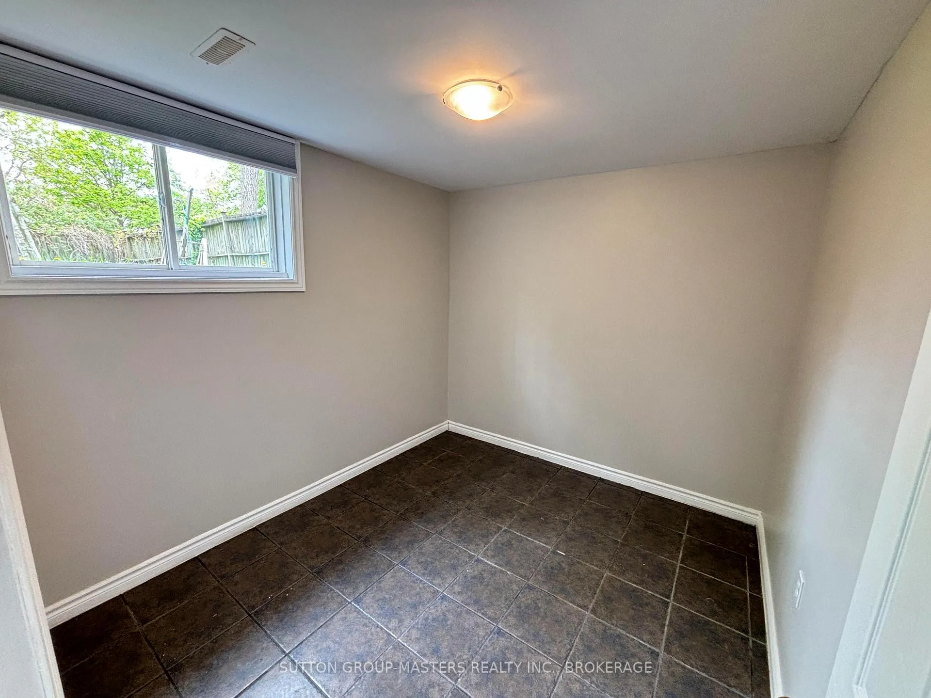 Photo 33 of 160 Nelson Street, Kingston, Central City East — HOMEH