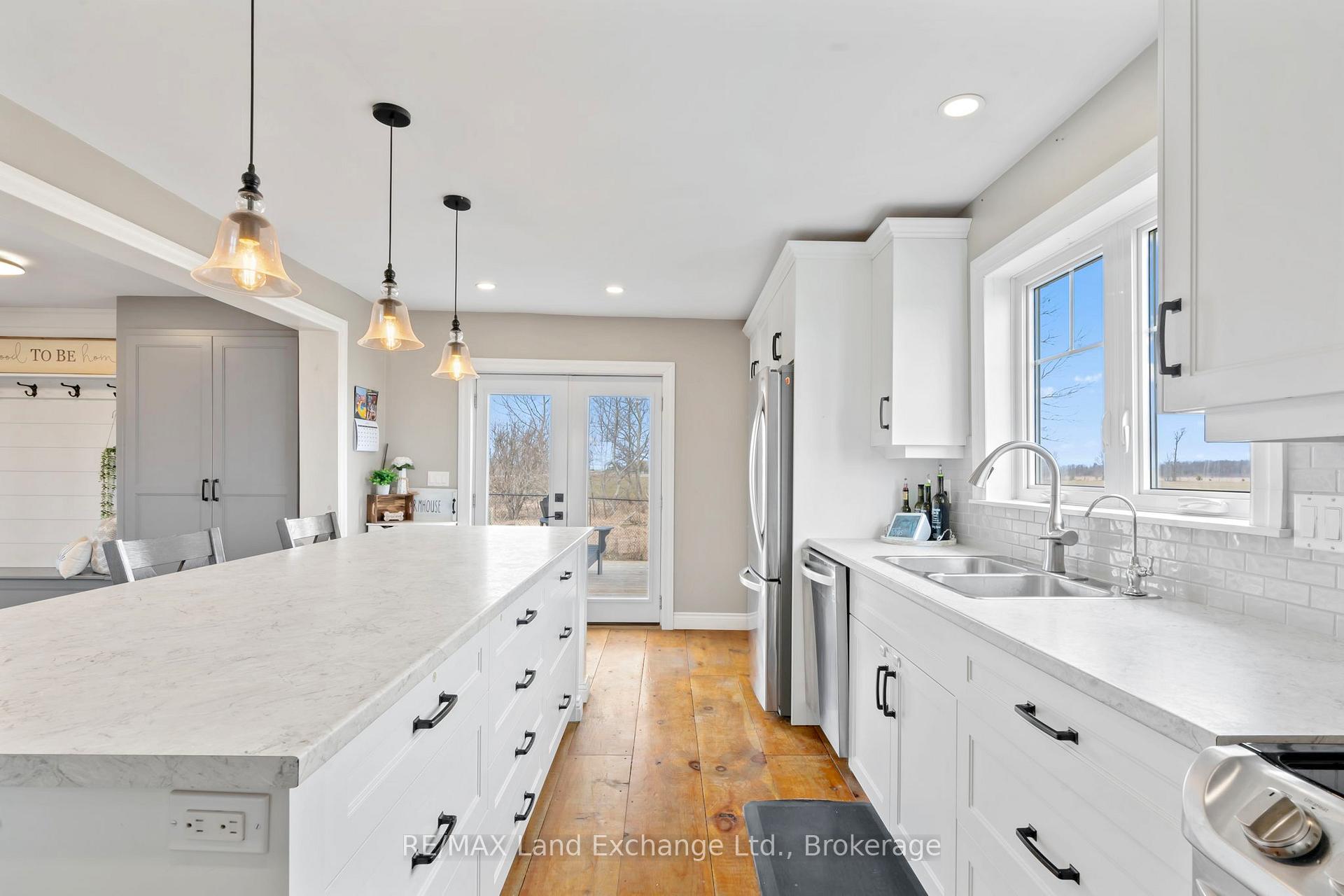 Photo 11 of 1352 Concession 12, Kincardine — HOMEH